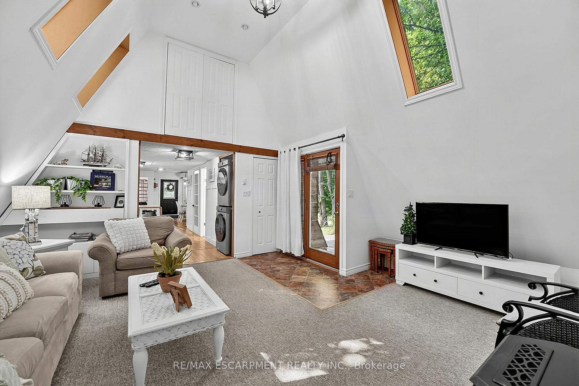 1073 Cedar Beach Road