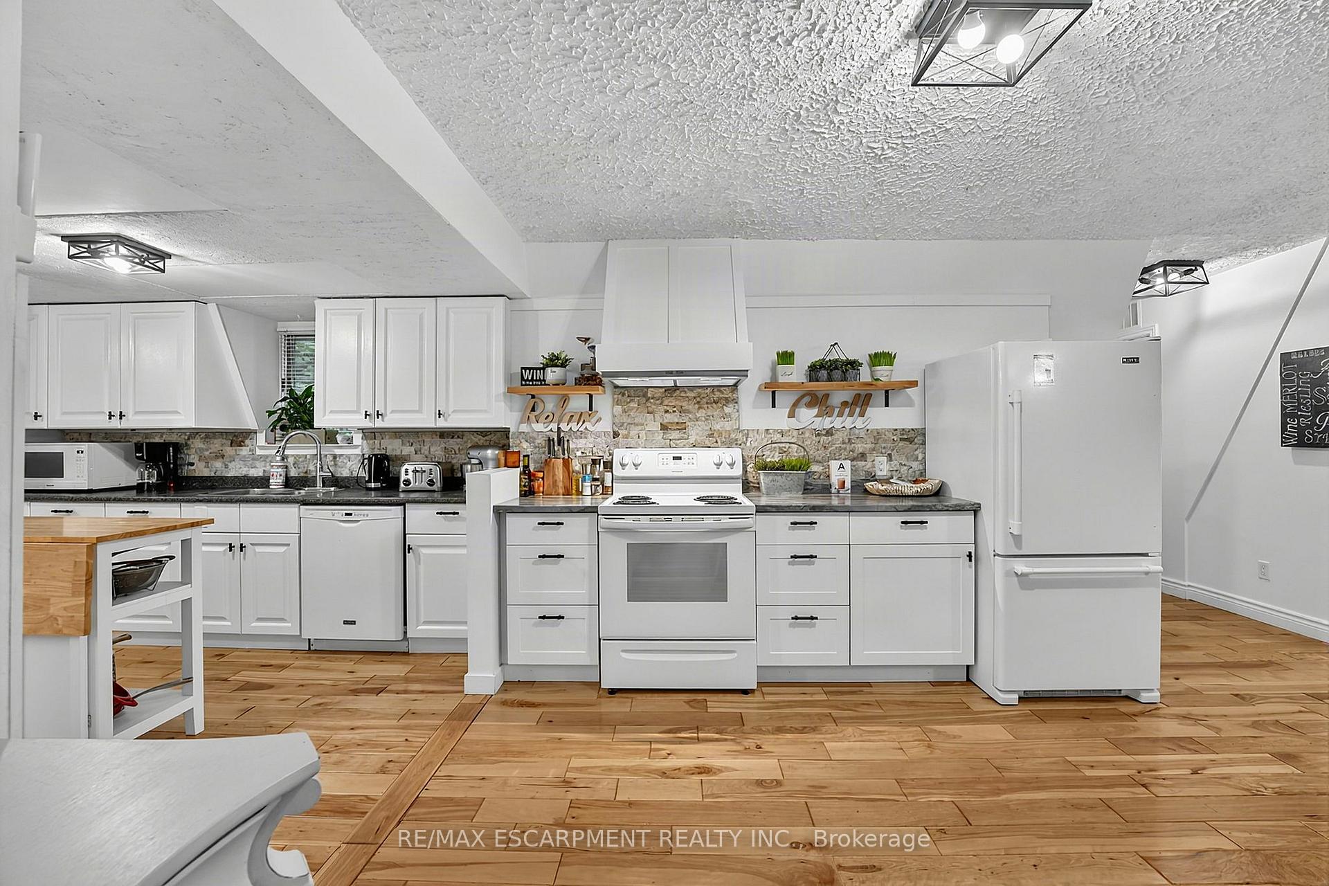 1073 Cedar Beach Road