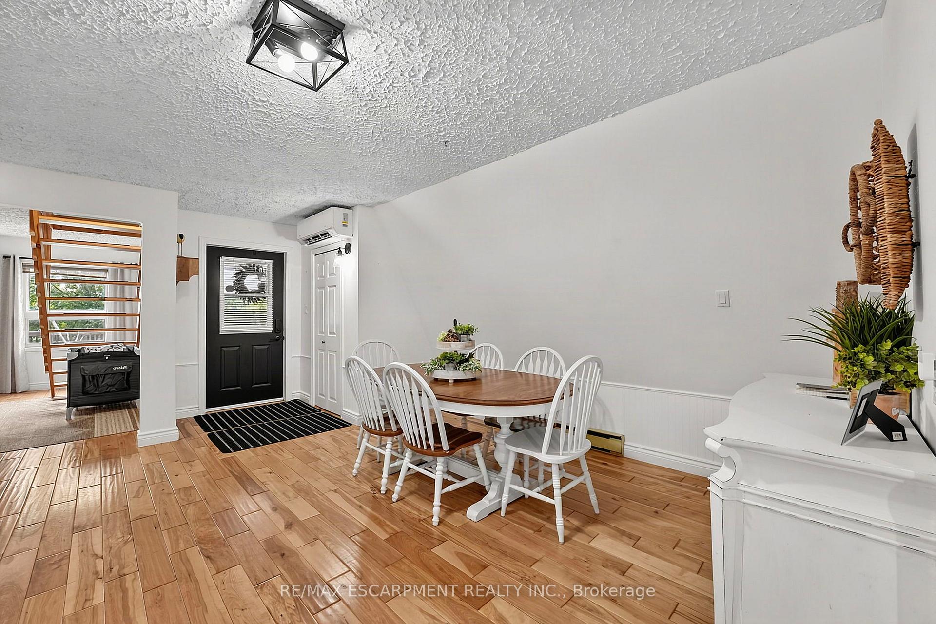 1073 Cedar Beach Road