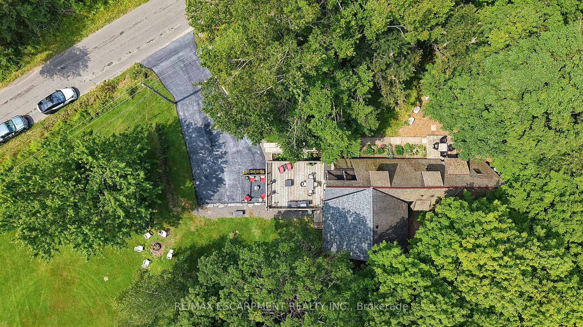 1073 Cedar Beach Road