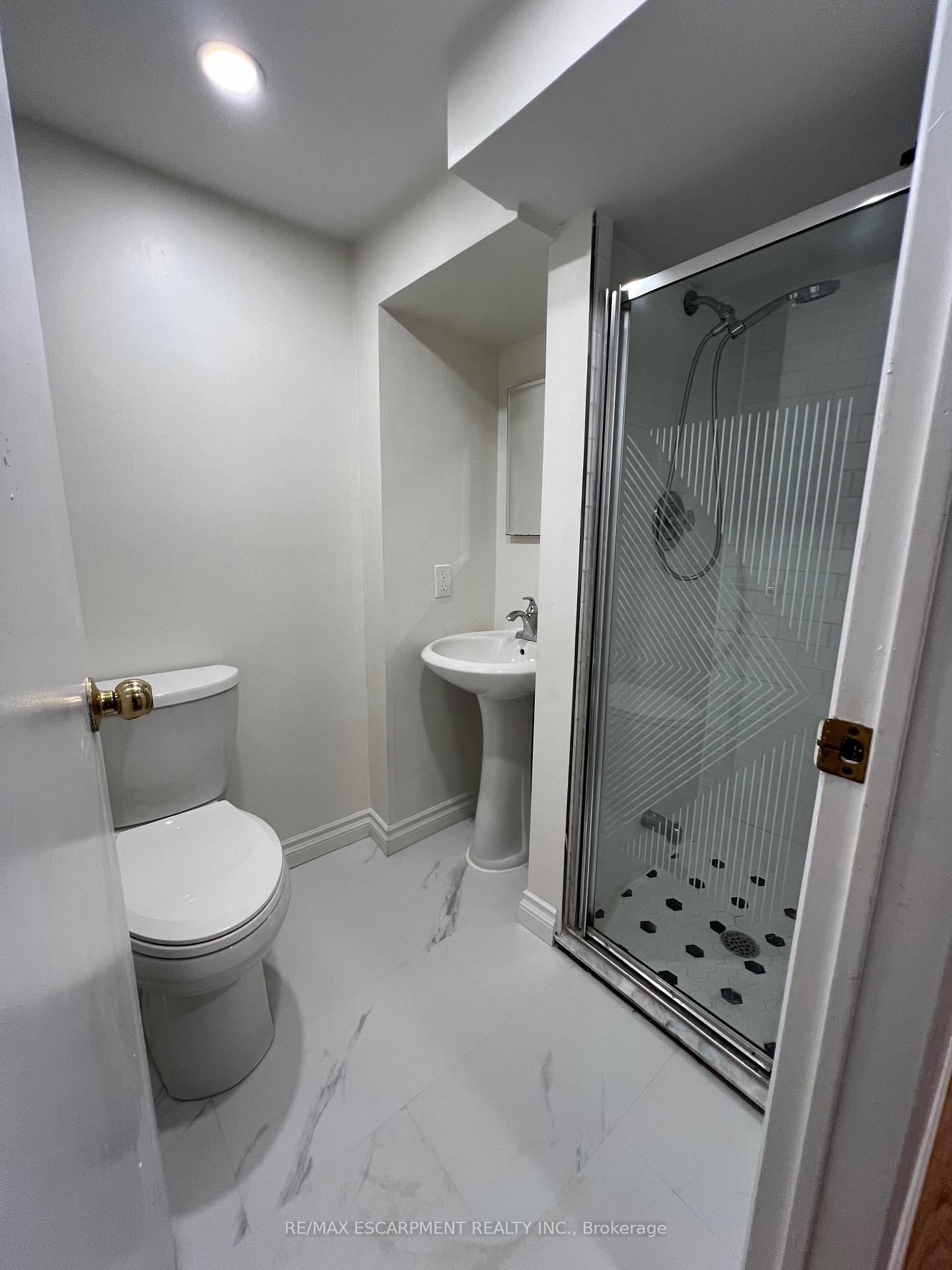 9 Collingwood Street Lower