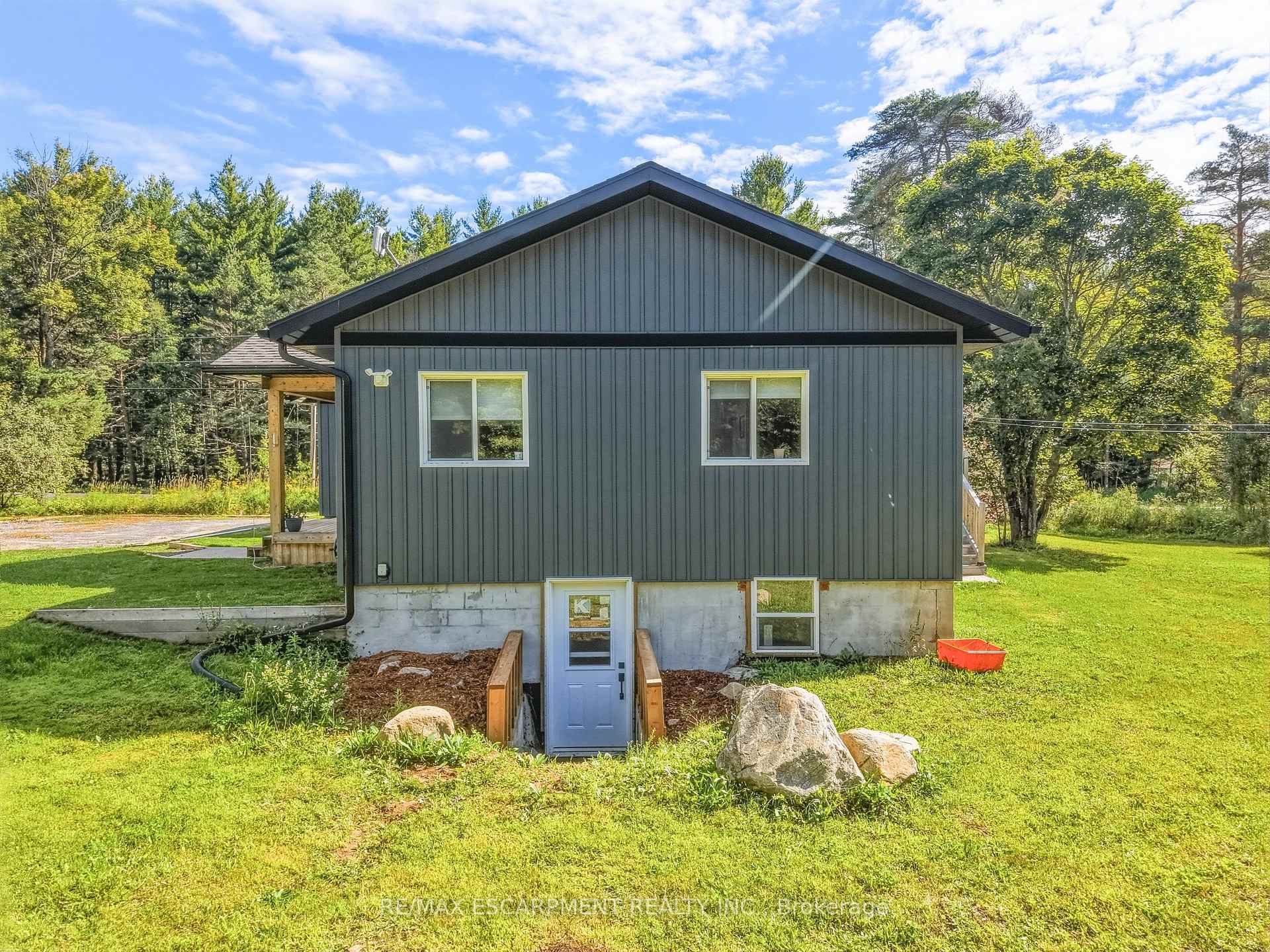 400 Raymond Road