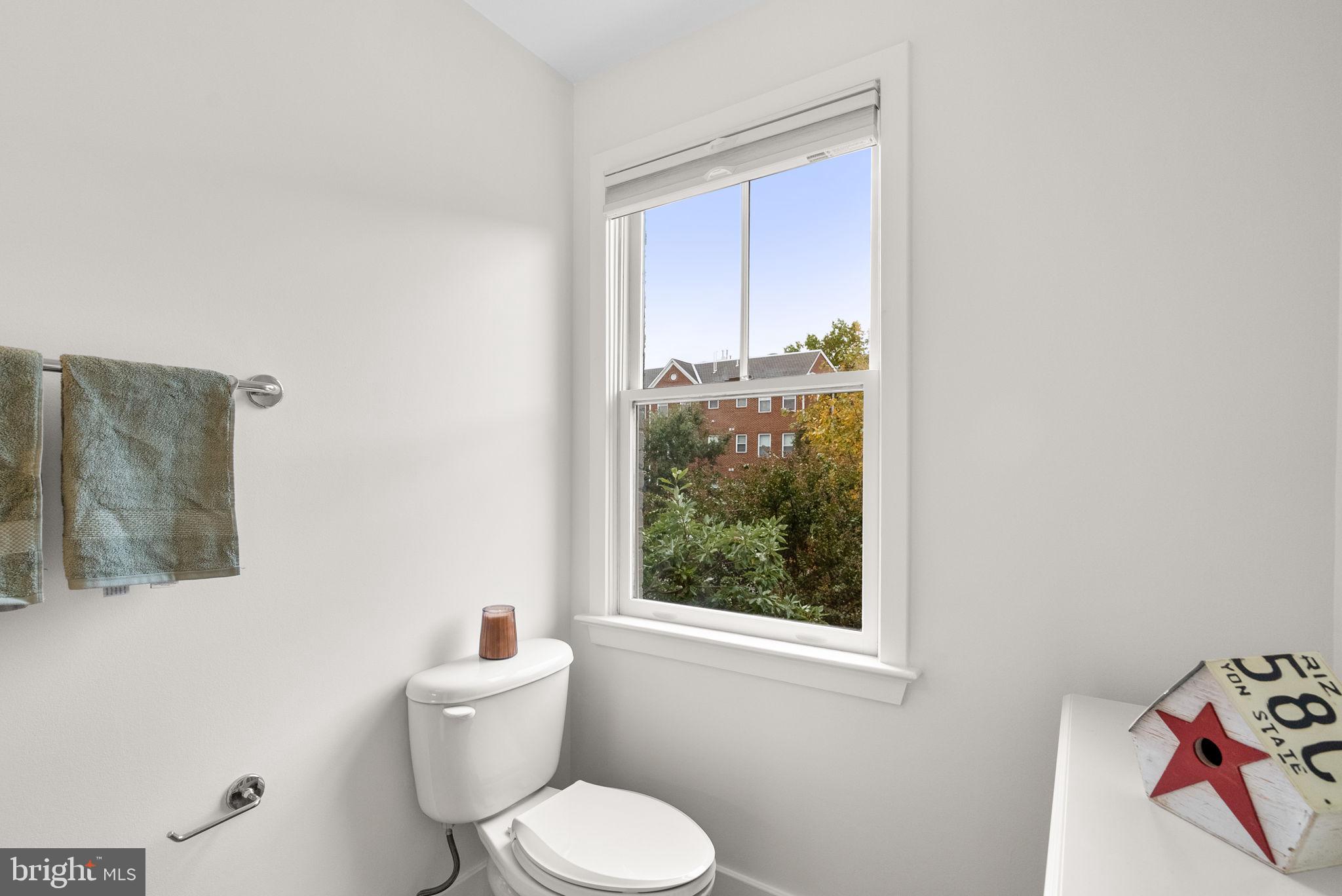 1415 11TH STREET NW B