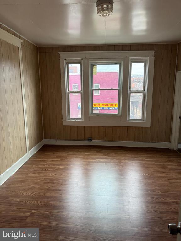 2800 North Ave