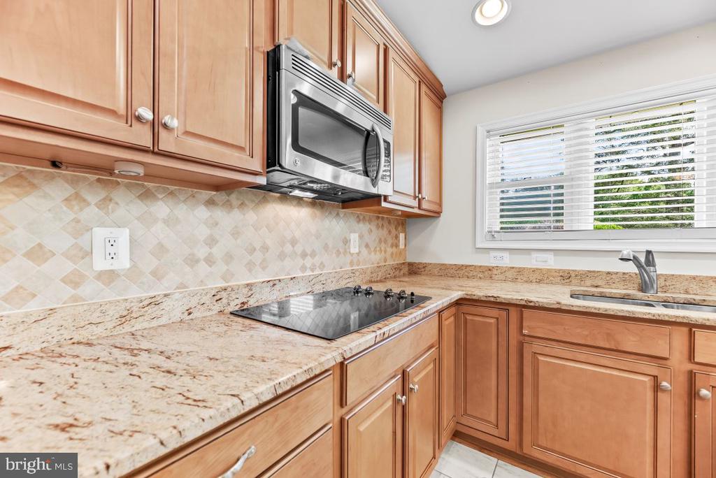 995 Clay Hammond Rd