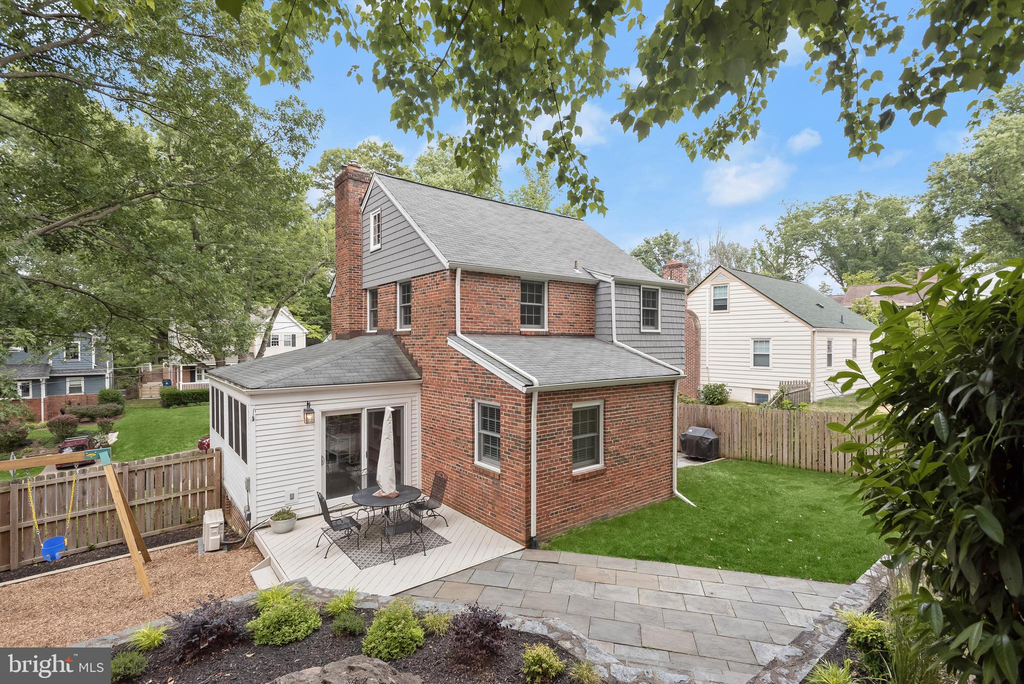 10318 Crestmoor DRIVE