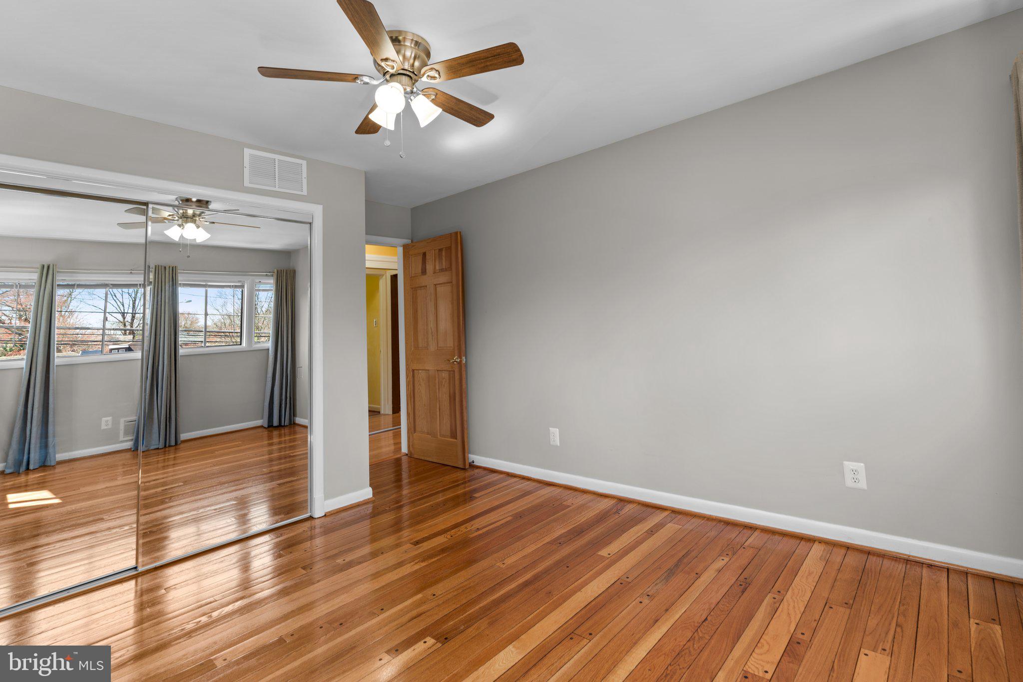 9208 Colesville Rd