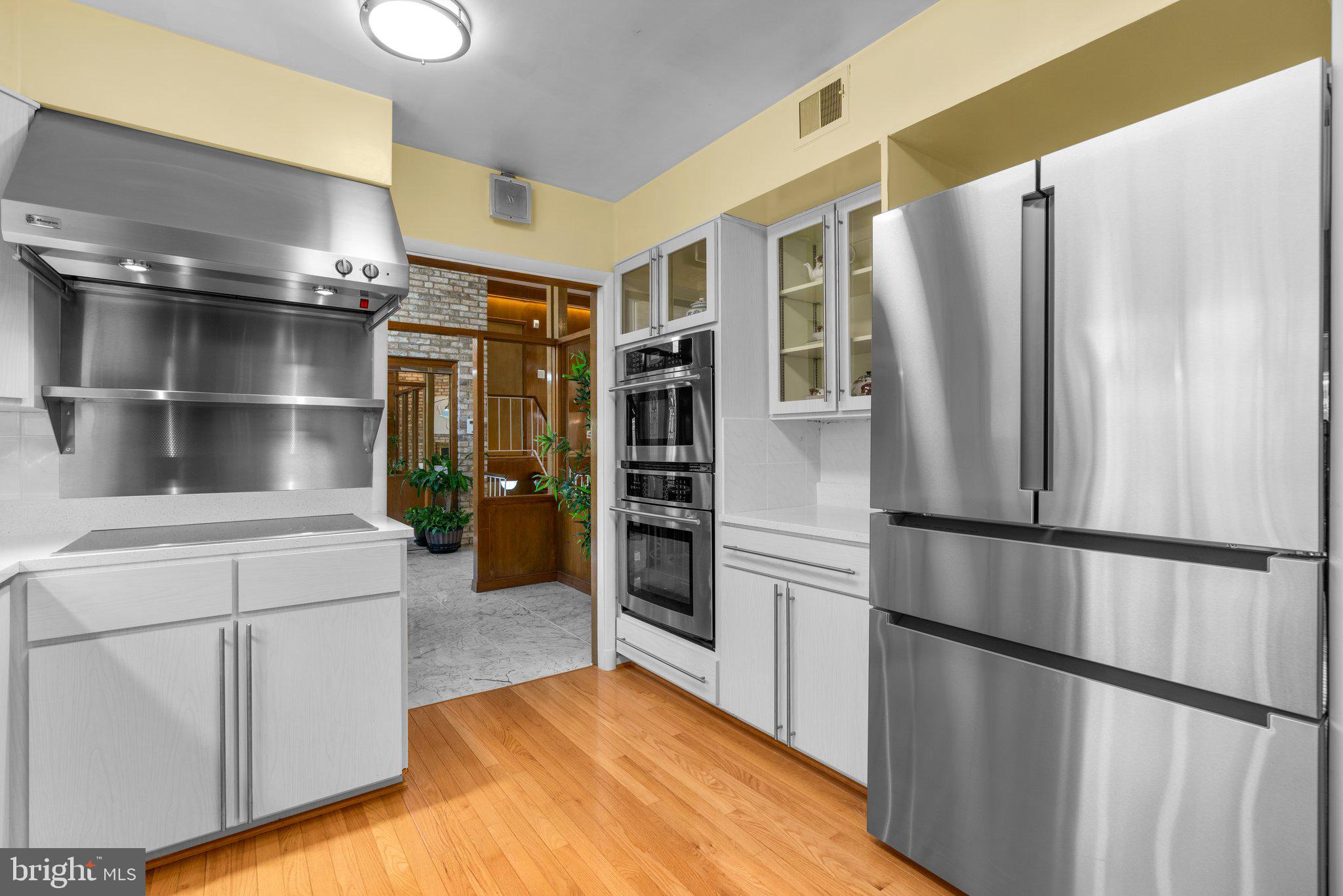 9208 Colesville Rd