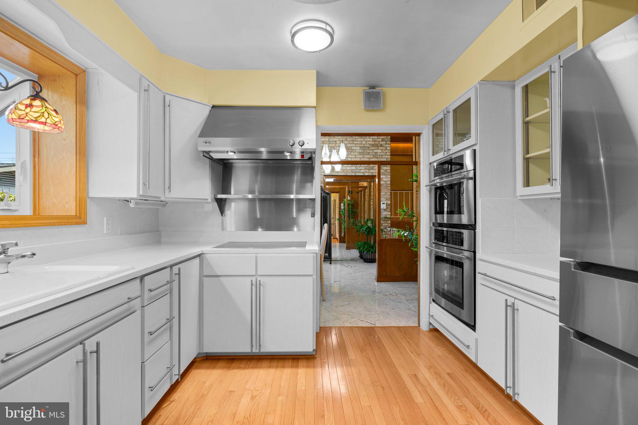9208 Colesville Rd