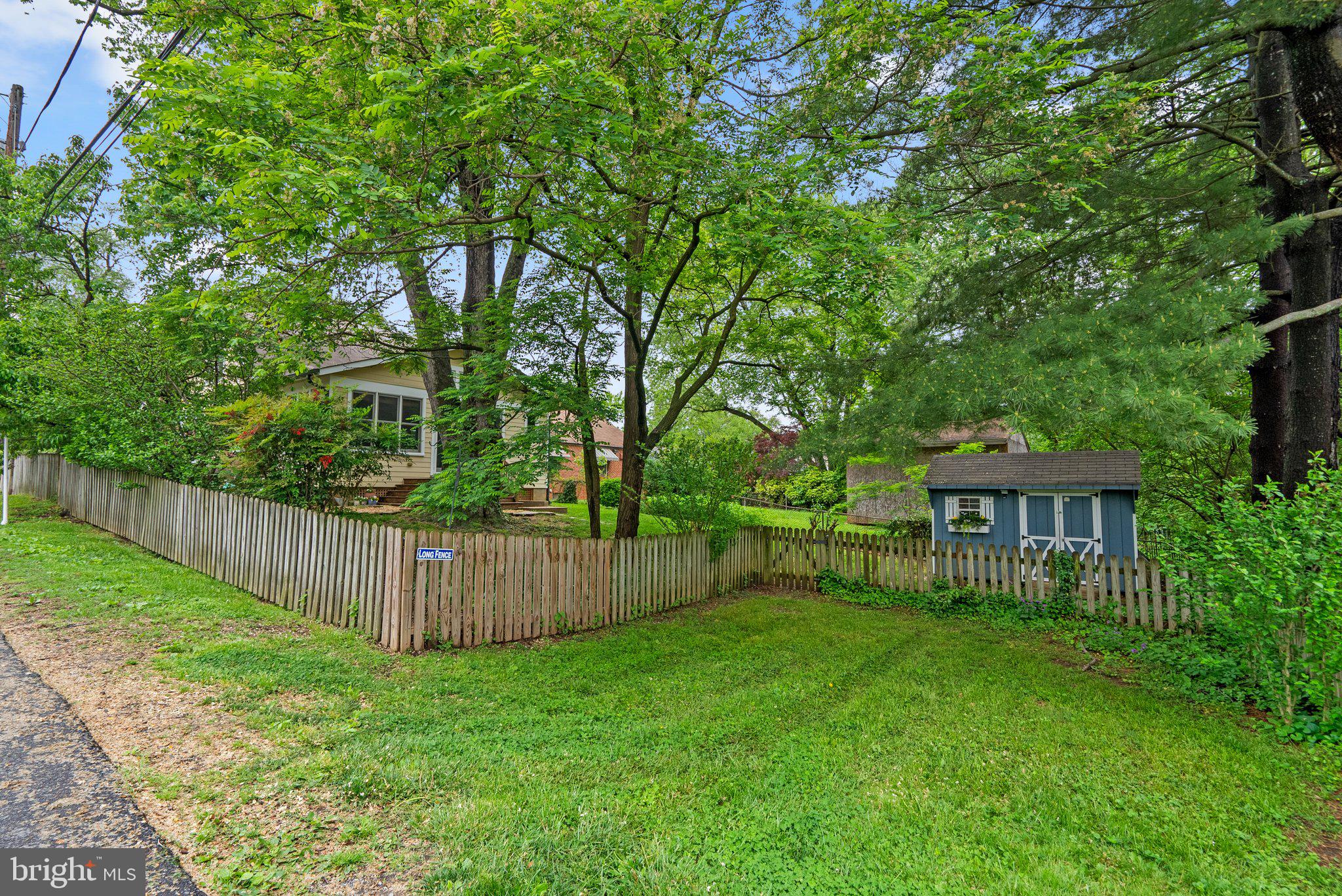 720 Easley St