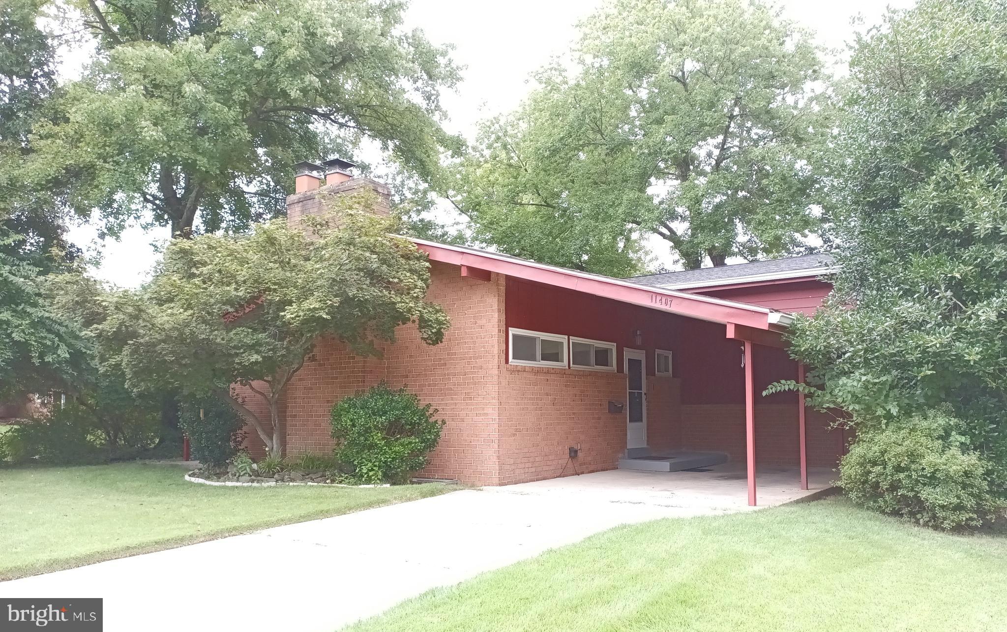 11407 Cloverhill Dr