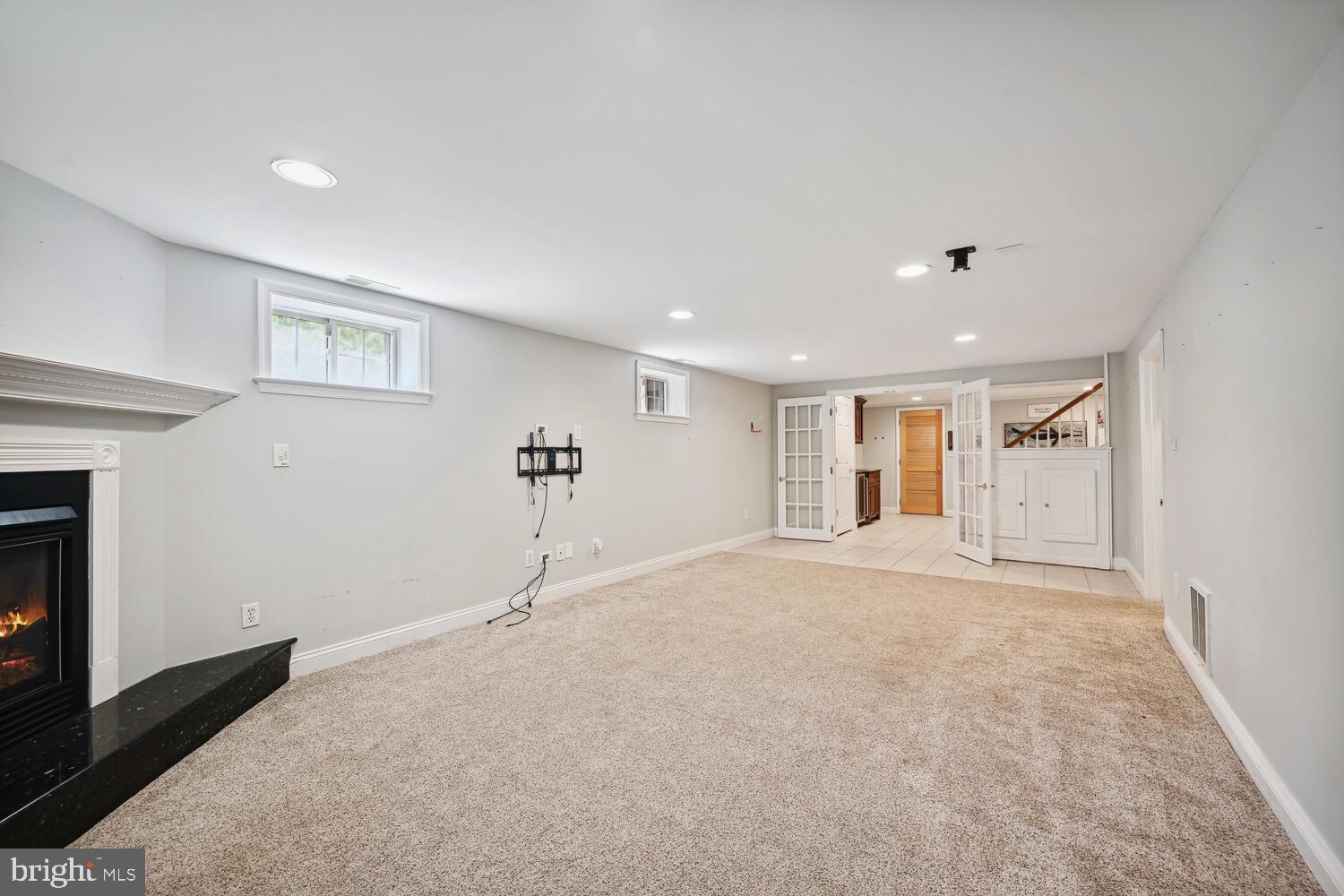 404 Pershing Dr