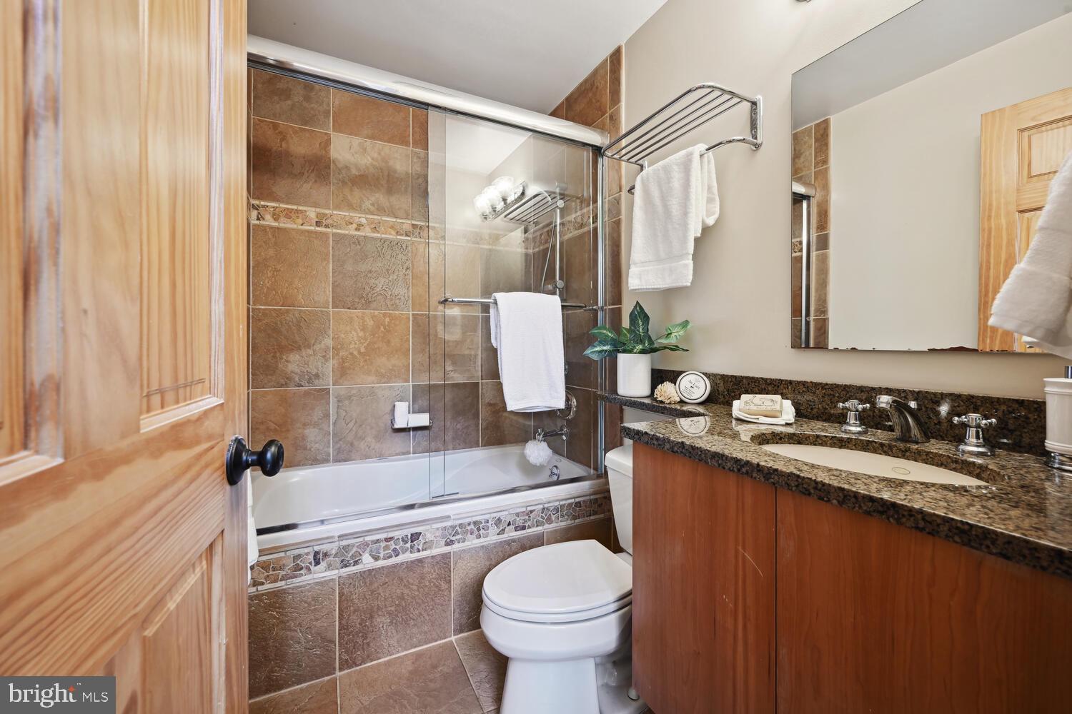 404 Pershing Dr