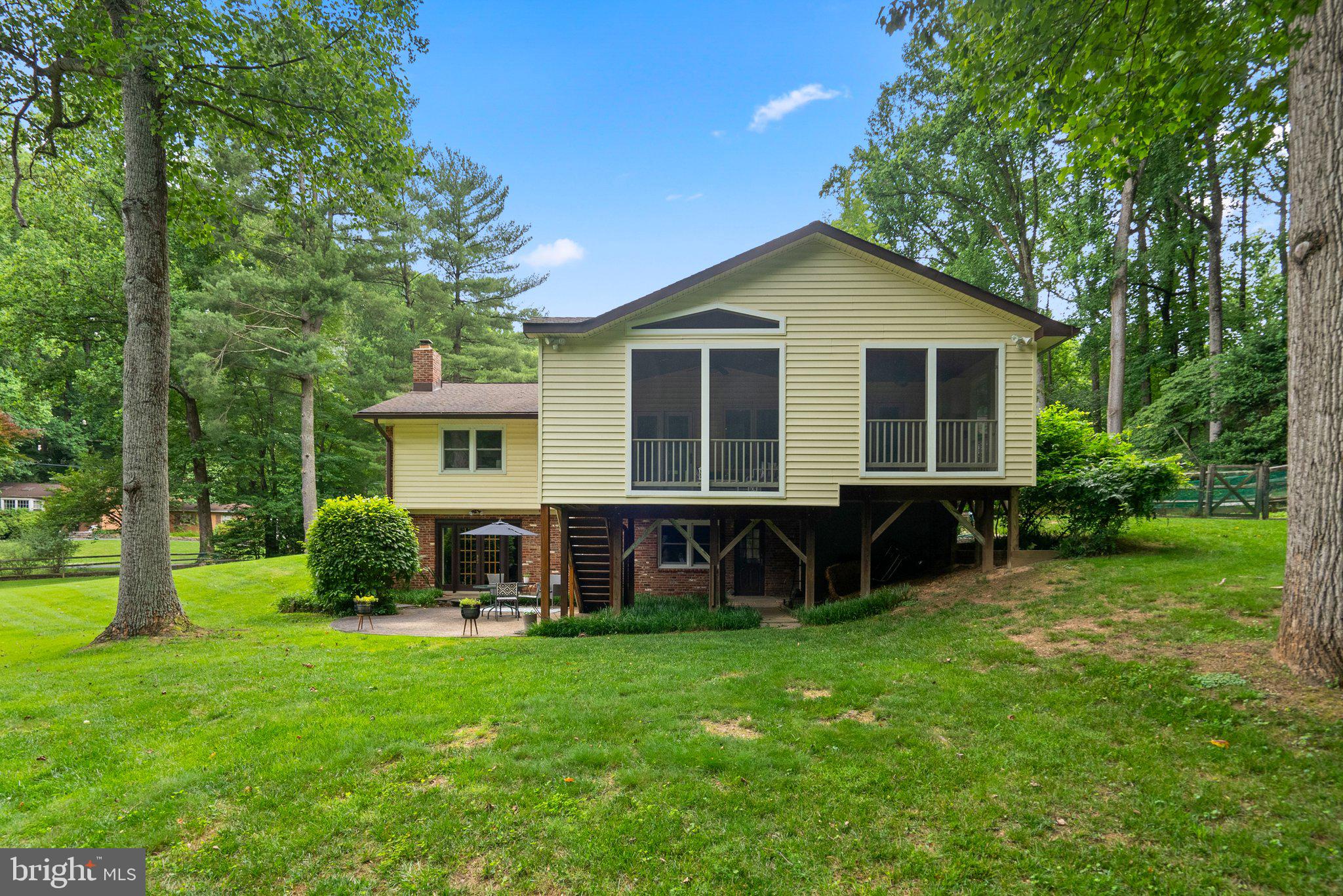 12801 Gaffney Rd