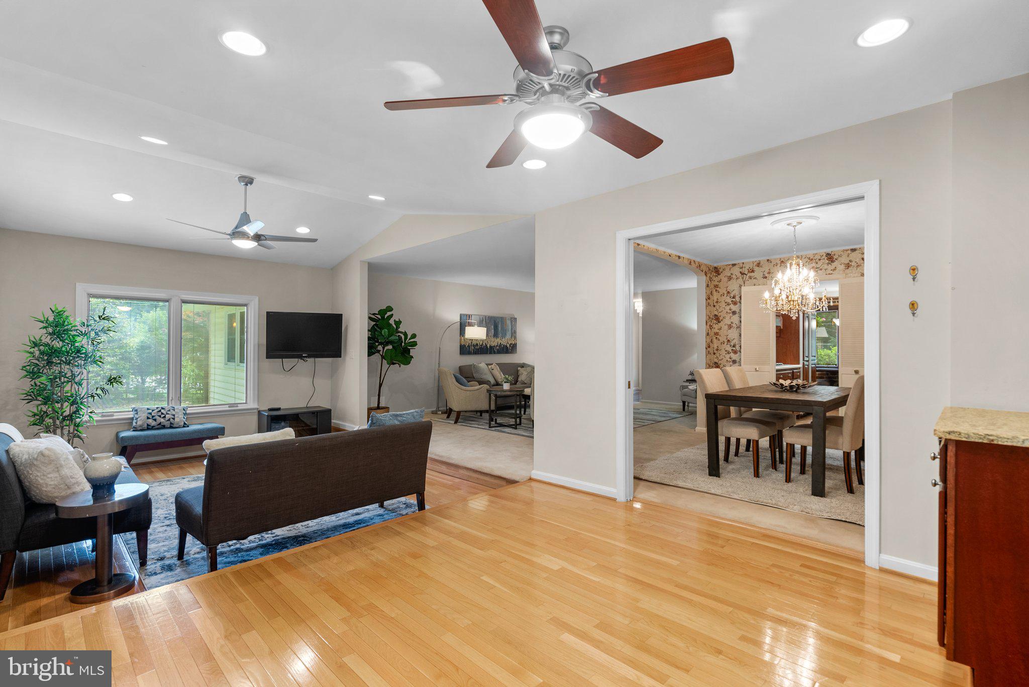 12801 Gaffney Rd