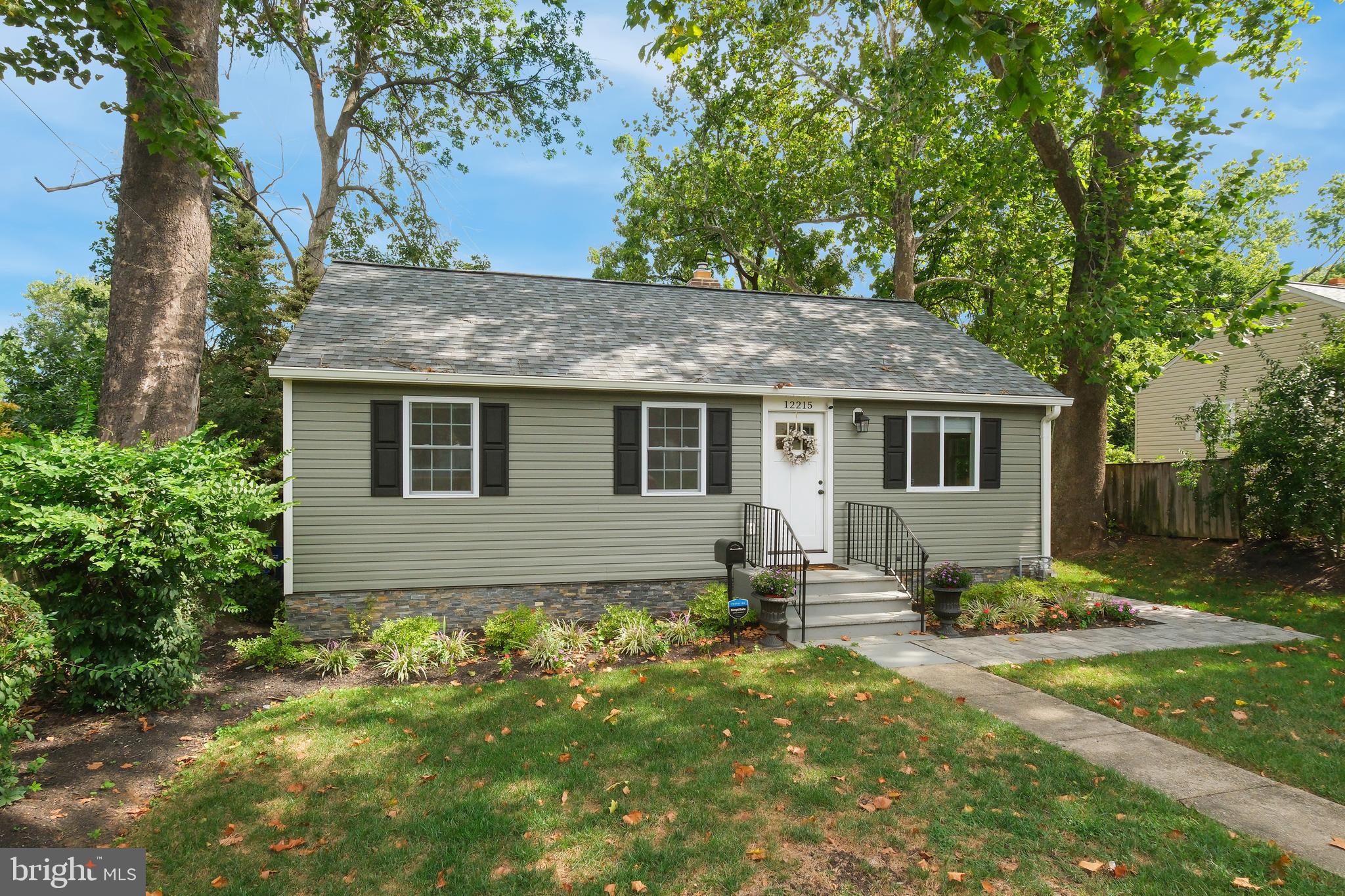 12215 Middle Rd
