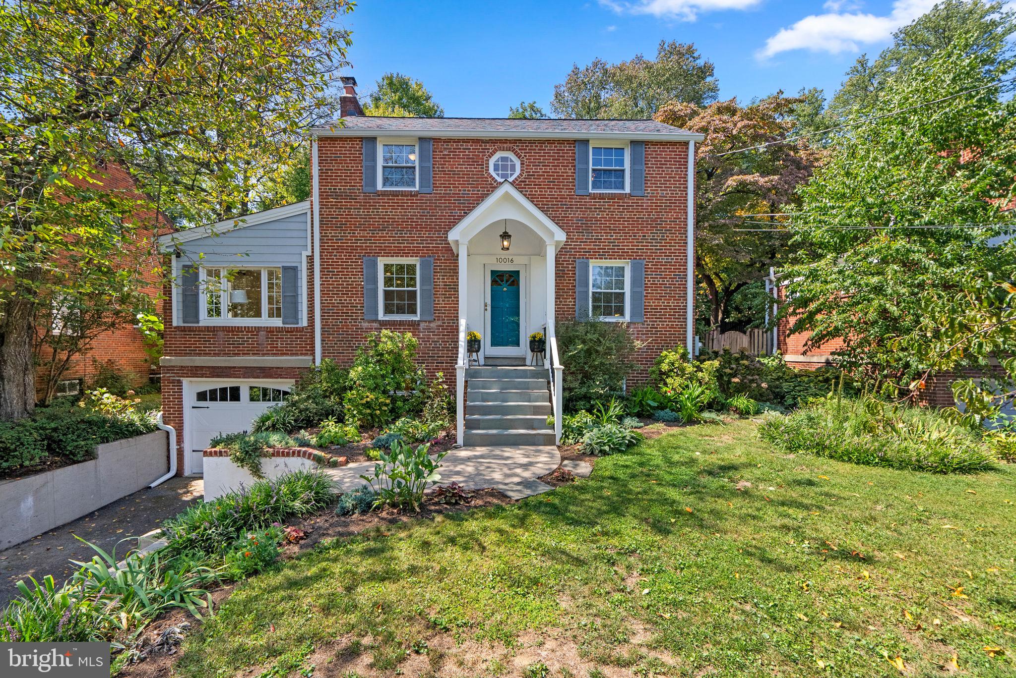 10016 Greenock Rd