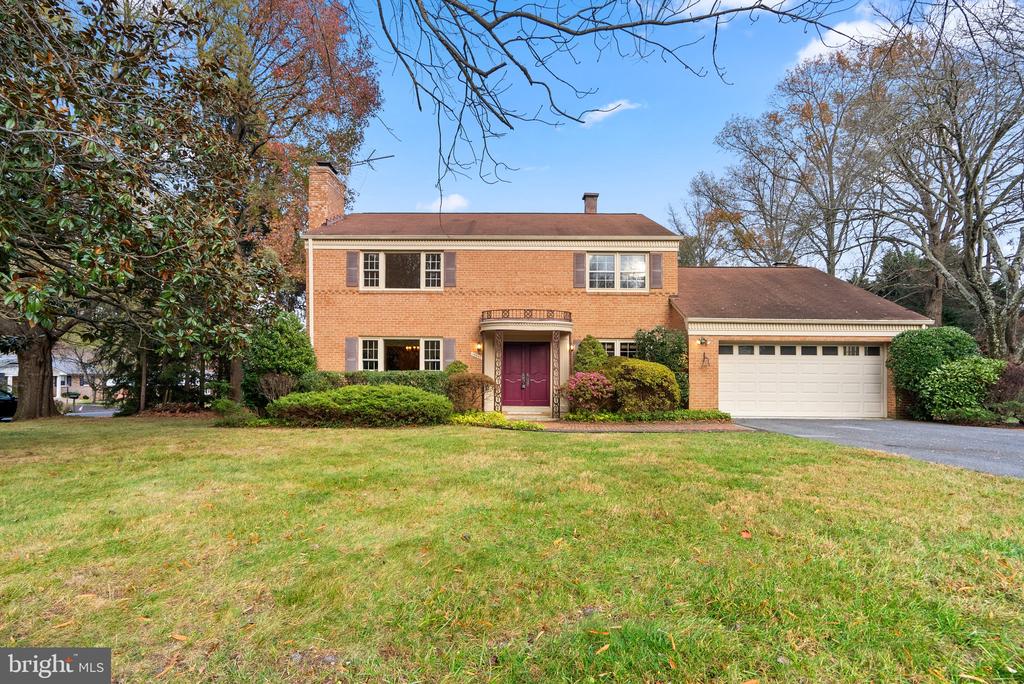 13501 Colefair Dr