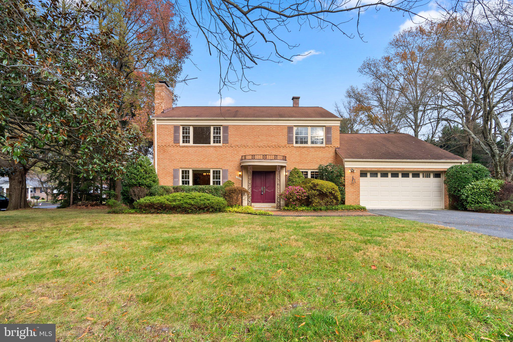 13501 Colefair Dr