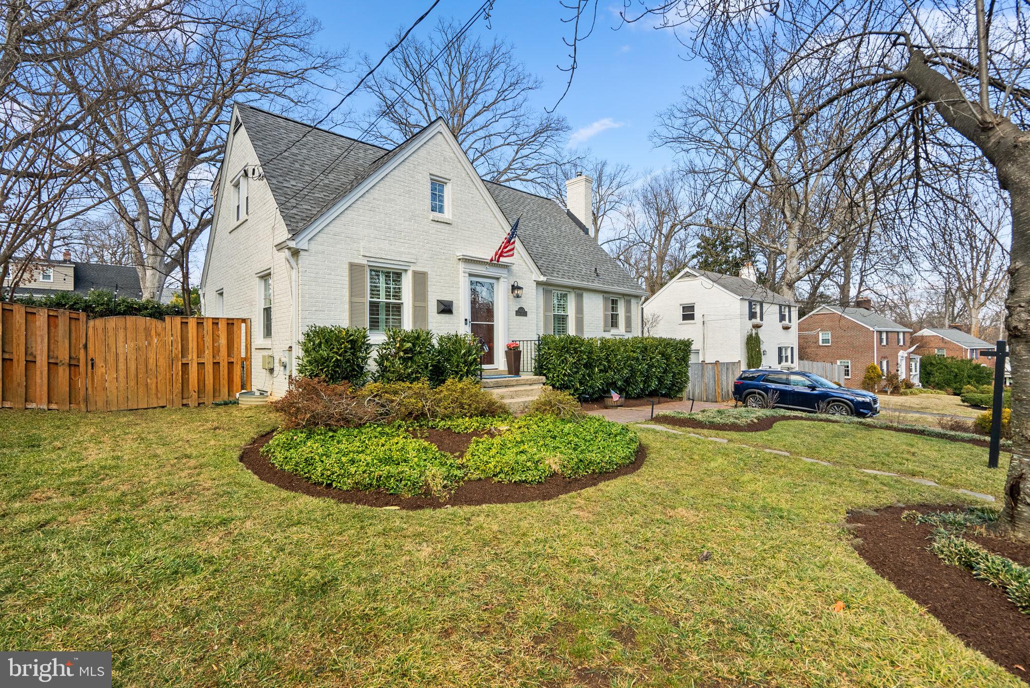 10604 Lorain Ave
