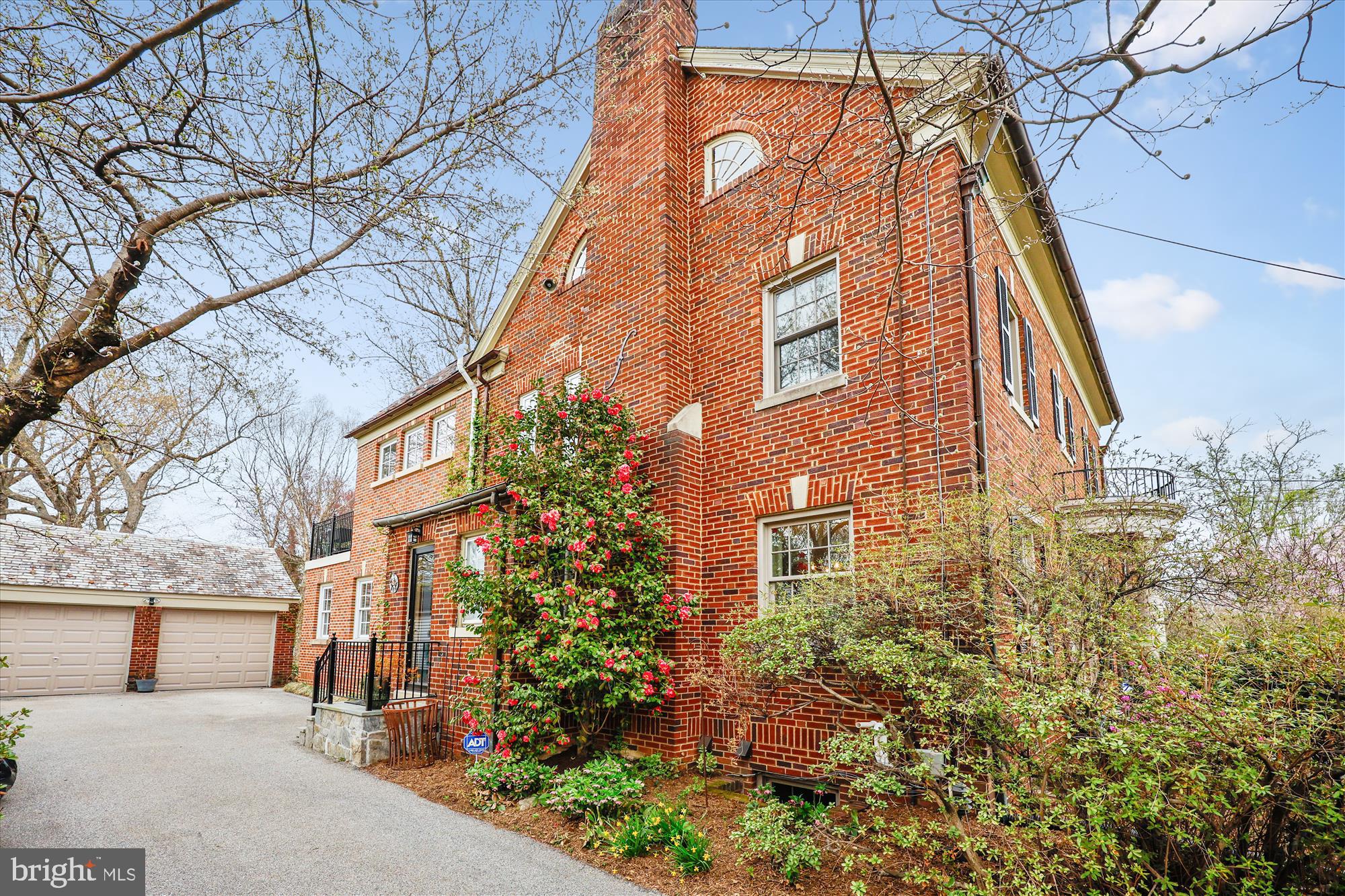 9014 Fairview Rd