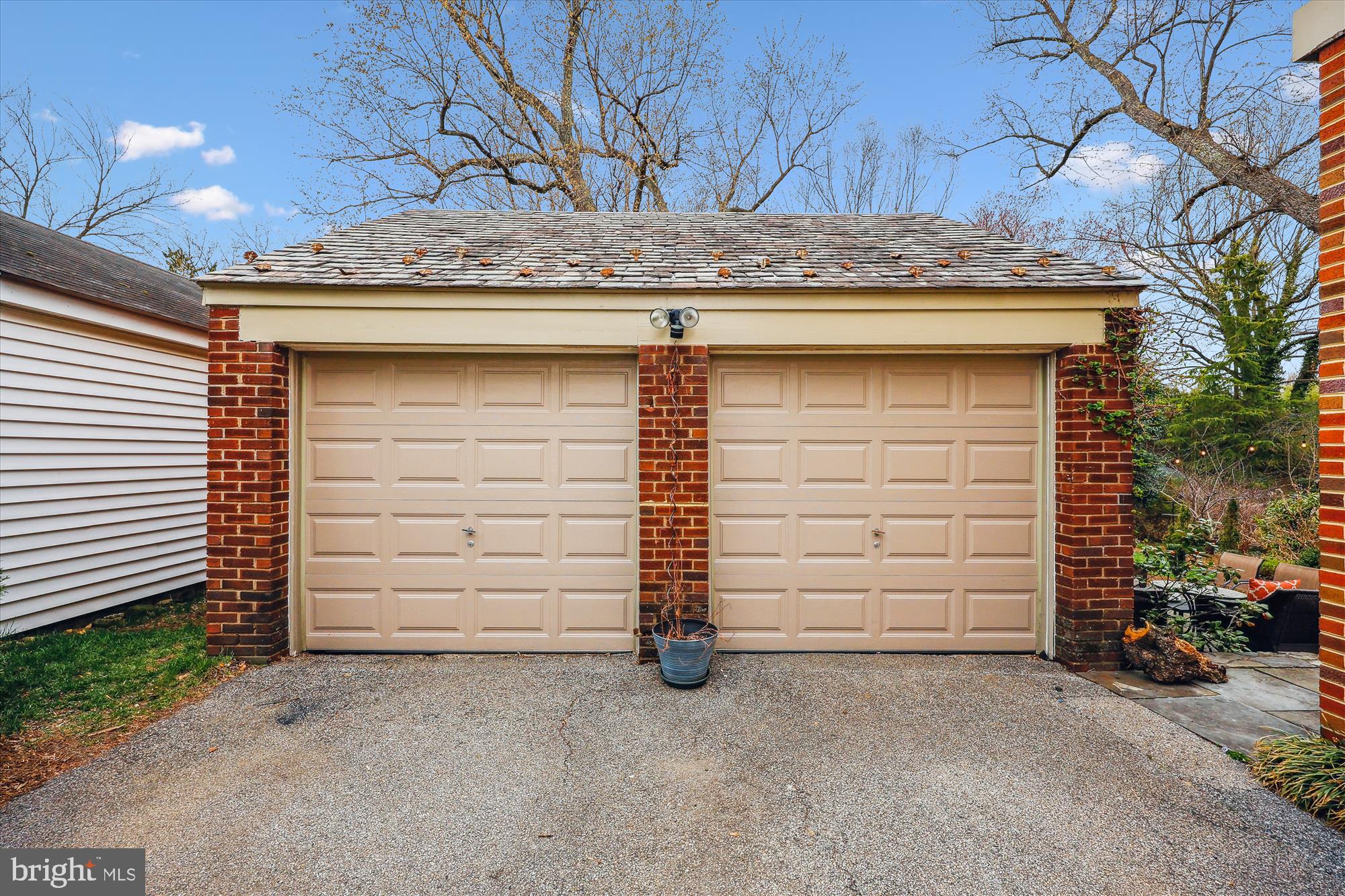 9014 Fairview Rd