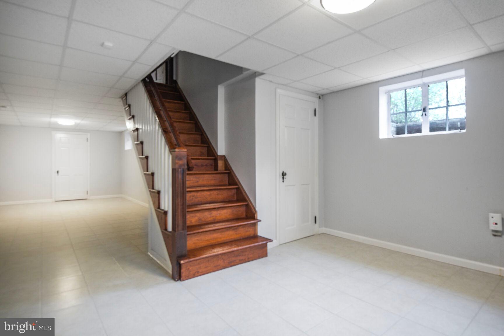 1200 Highland Dr