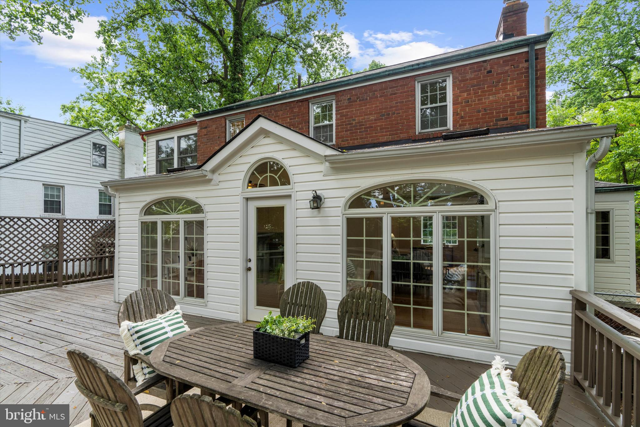 505 Dartmouth Ave