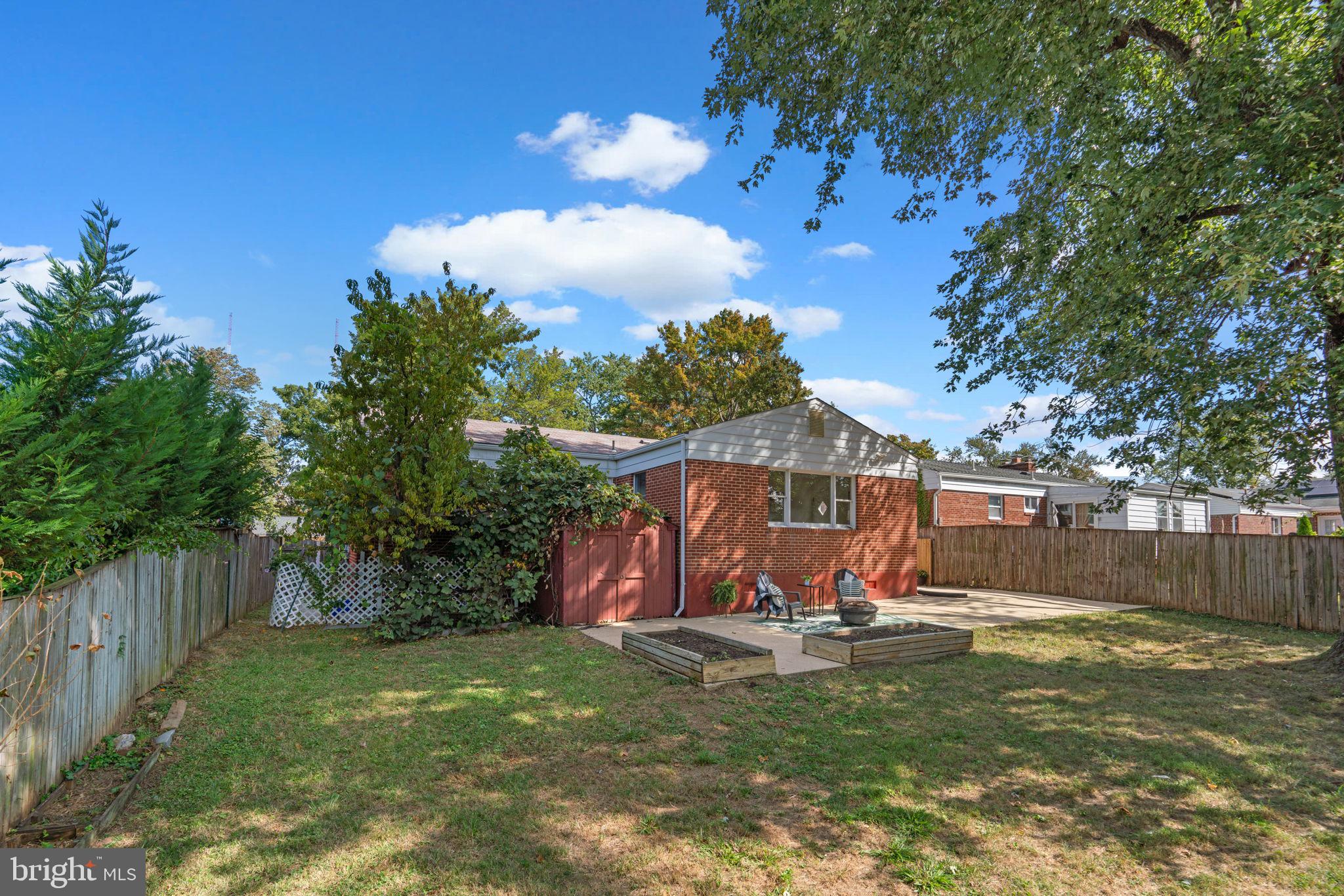 2104 REEDIE DRIVE