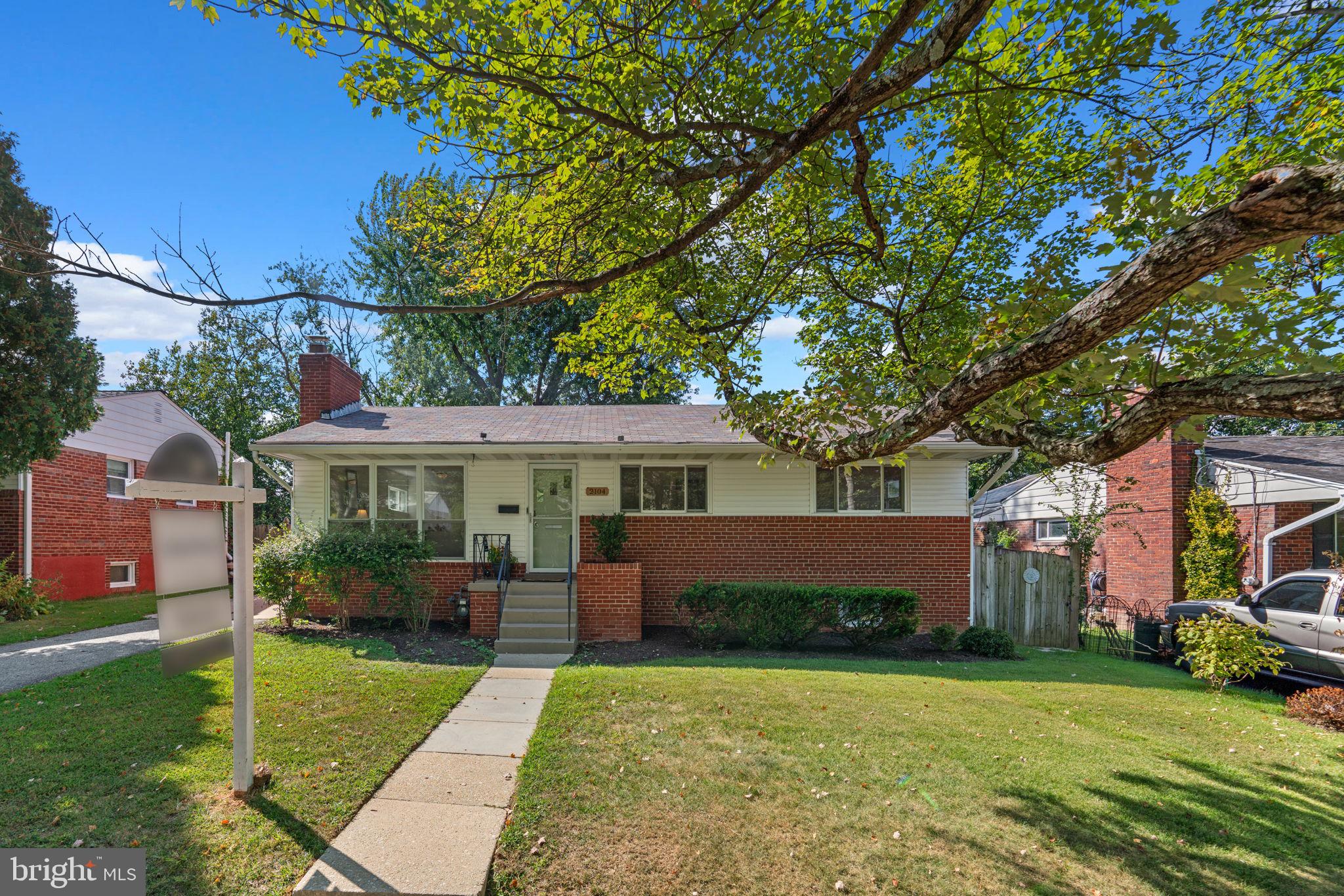 2104 REEDIE DRIVE