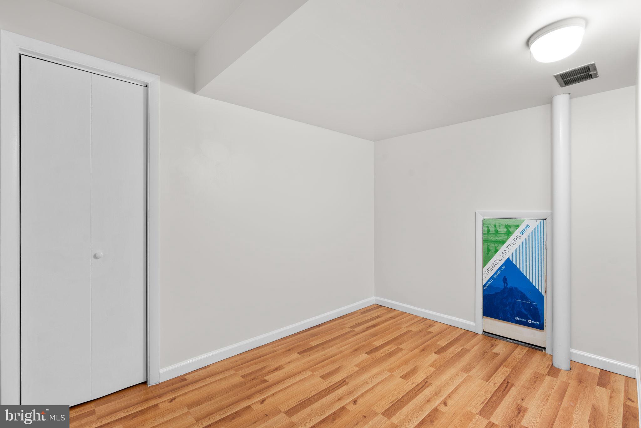 2104 REEDIE DRIVE