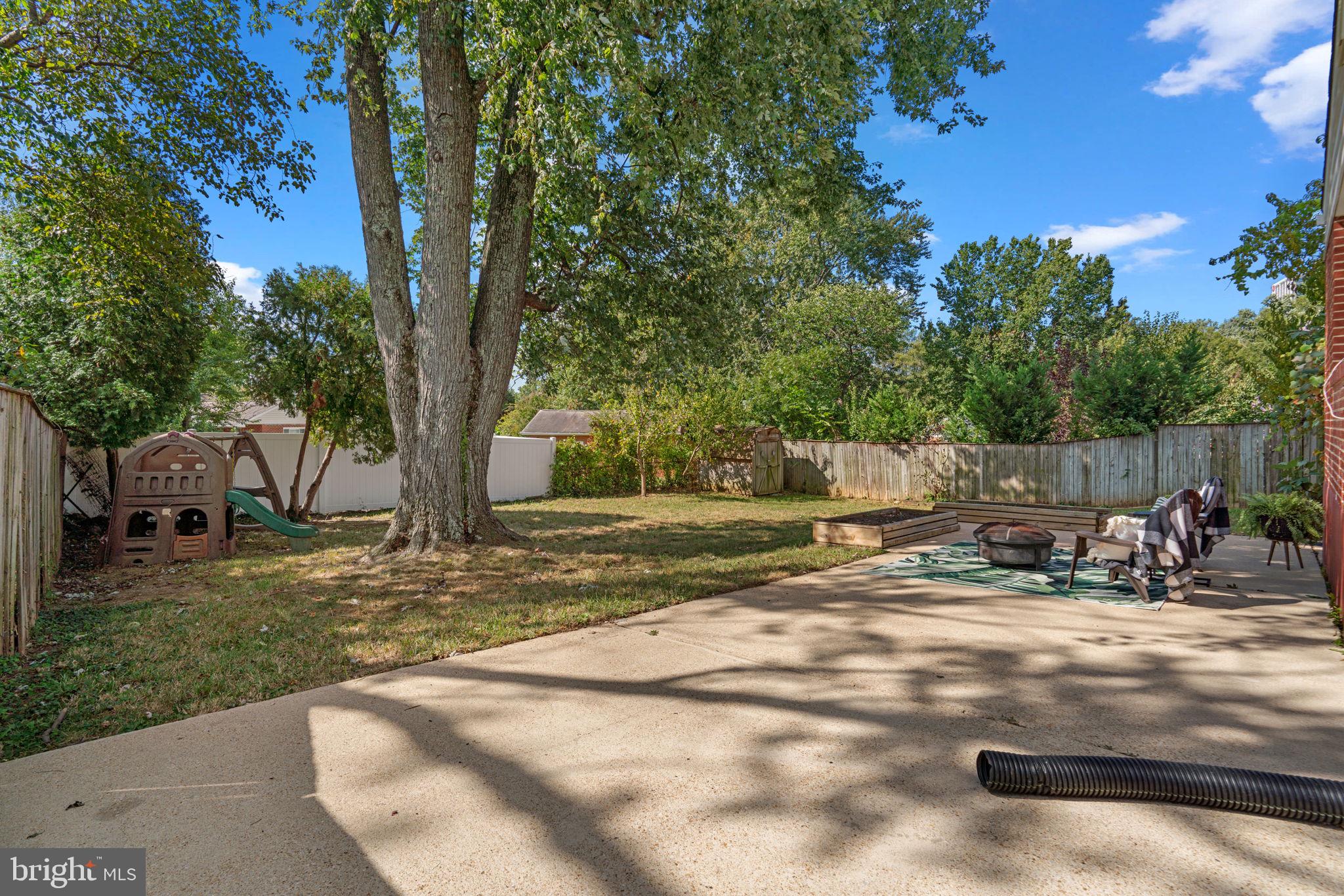 2104 REEDIE DRIVE