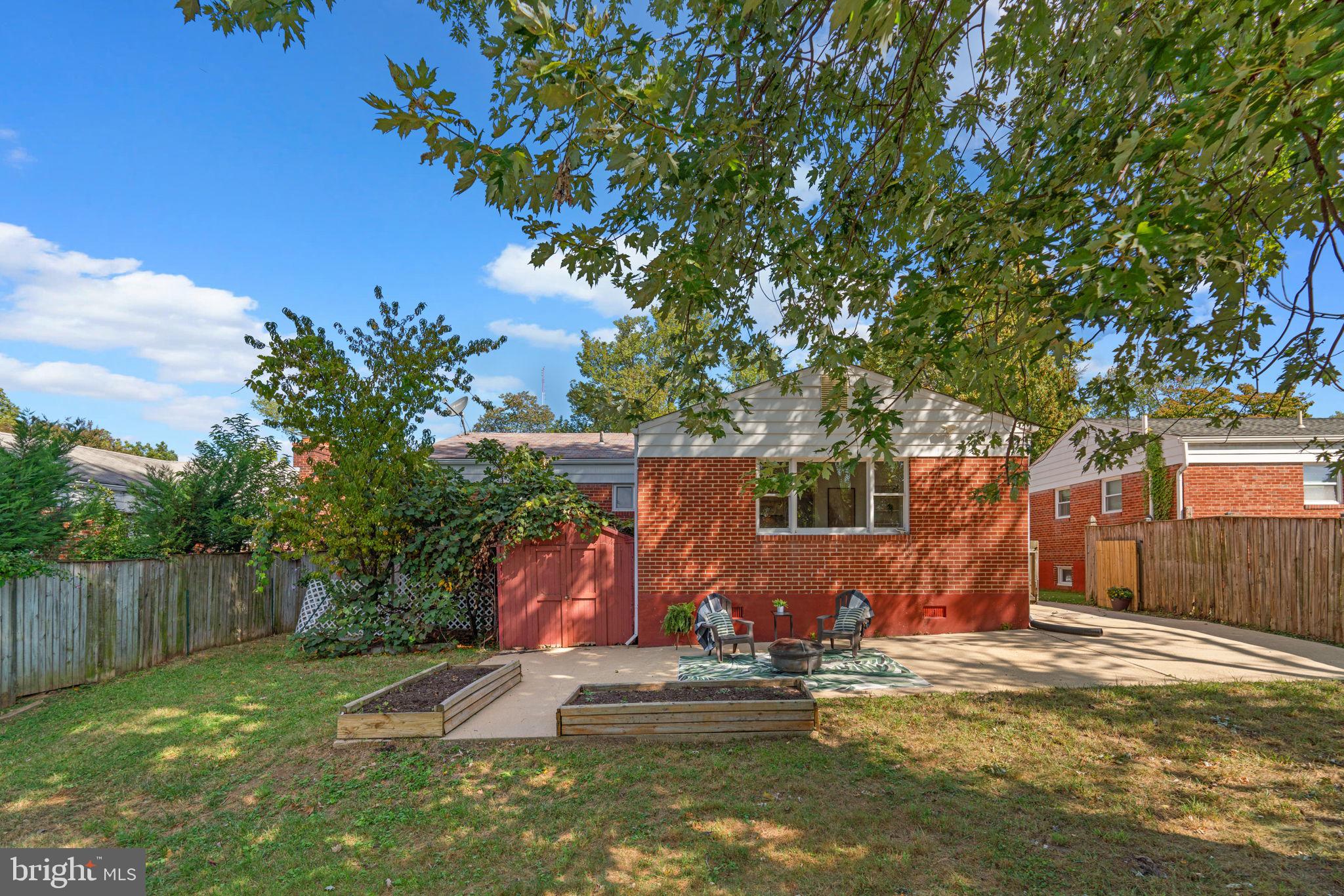 2104 REEDIE DRIVE