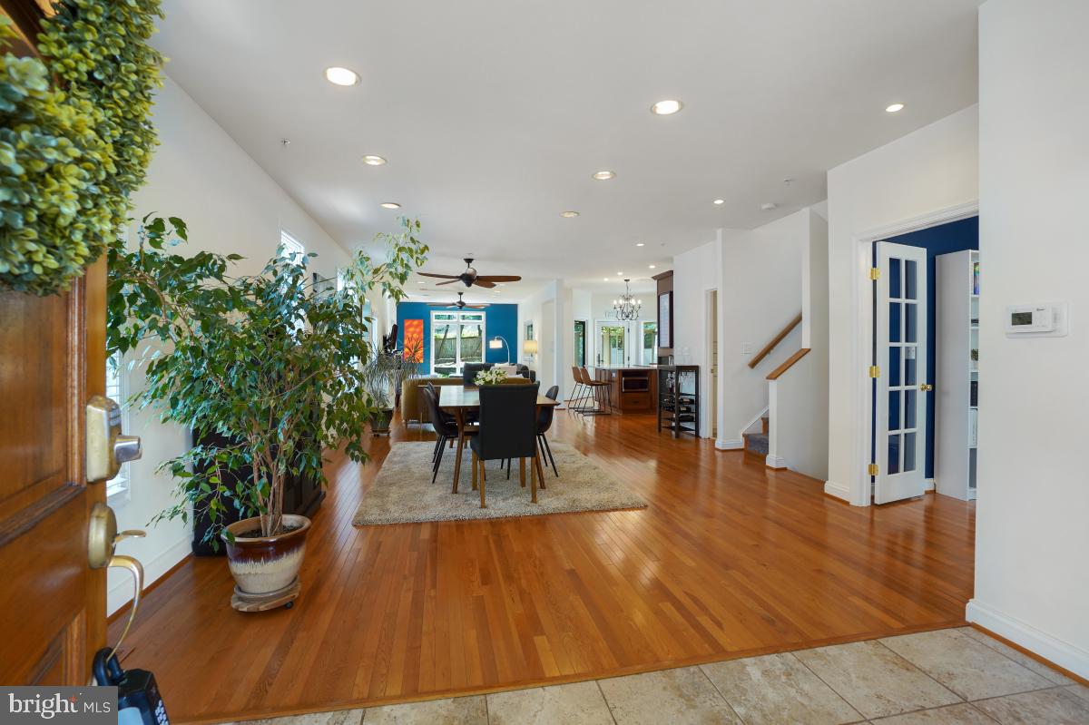 412 SILVER SPRING AVENUE