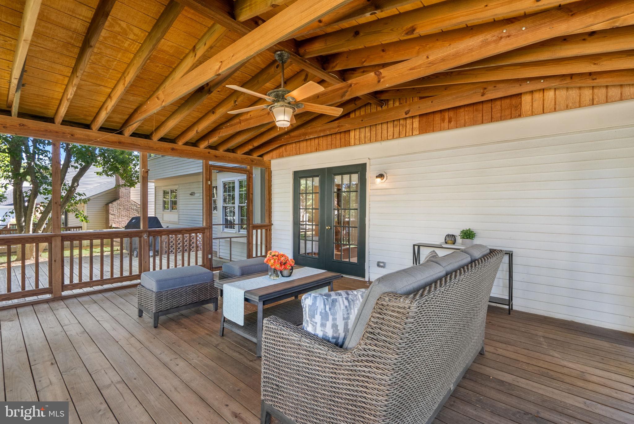 15 ALLENHURST COURT