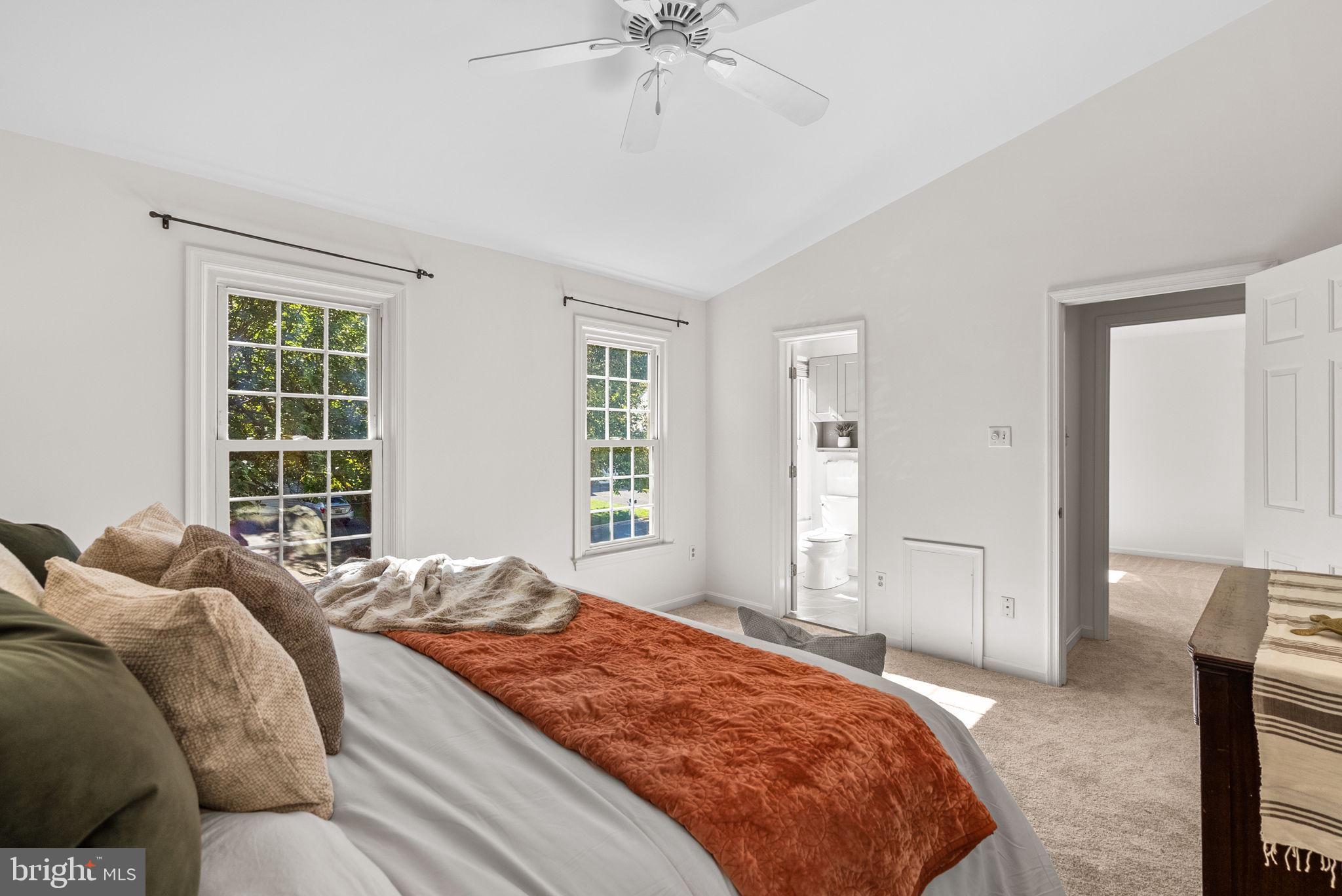 15 ALLENHURST COURT