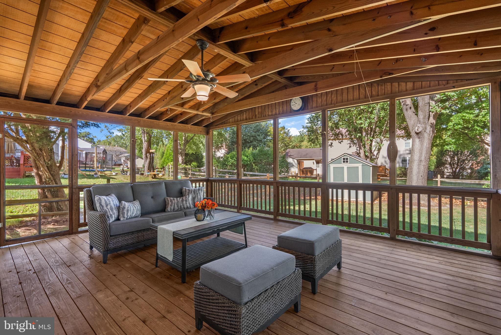 15 ALLENHURST COURT