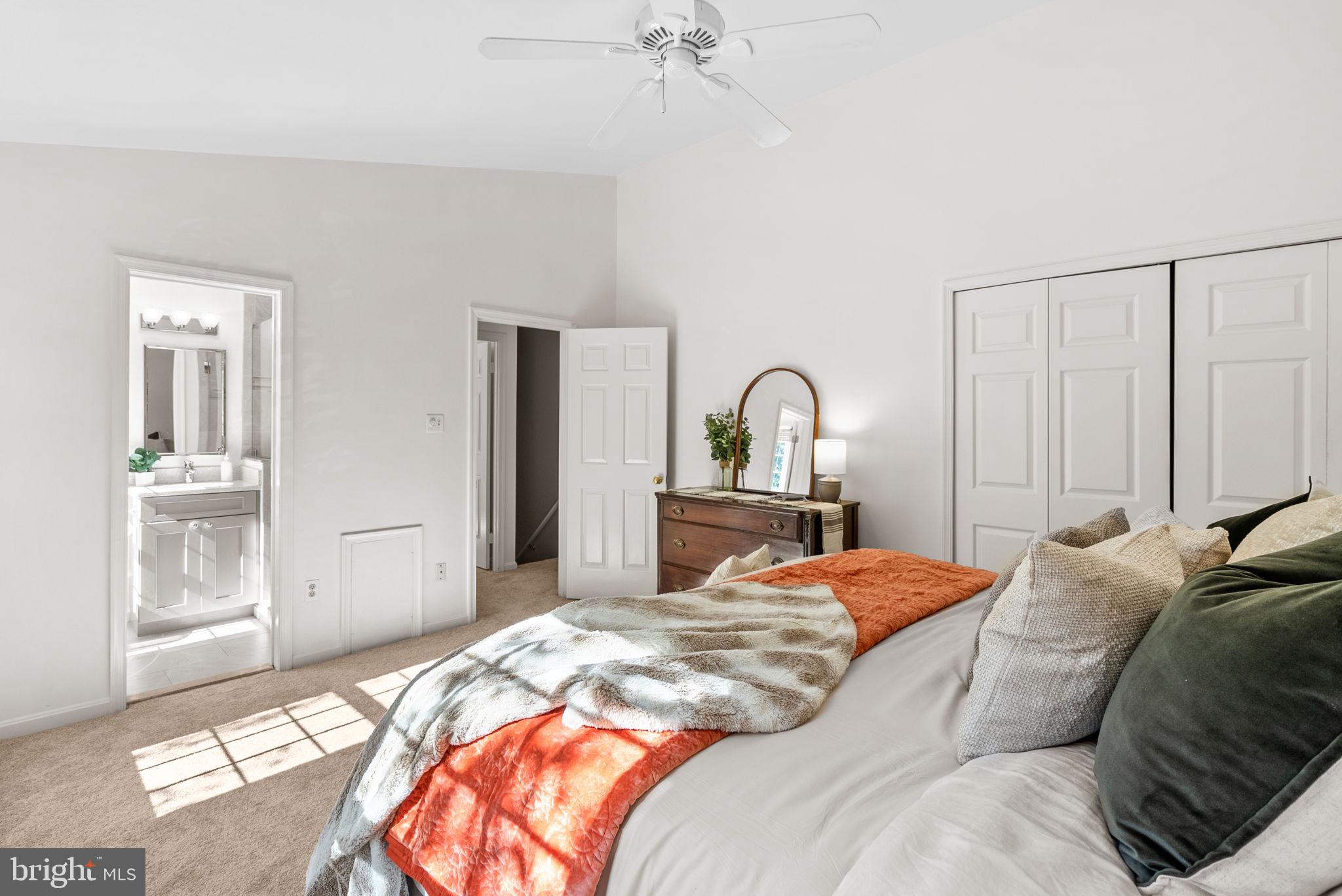 15 ALLENHURST COURT