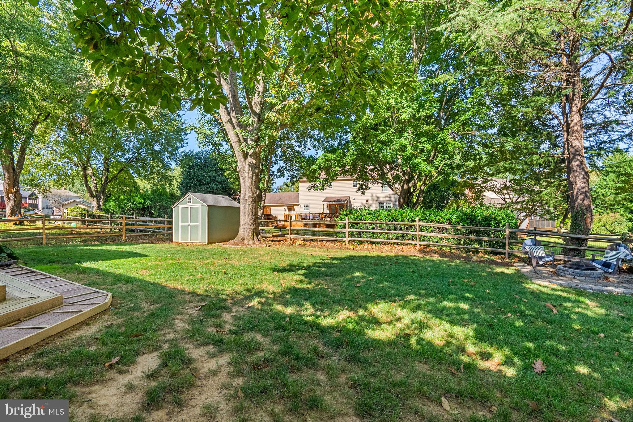 15 ALLENHURST COURT