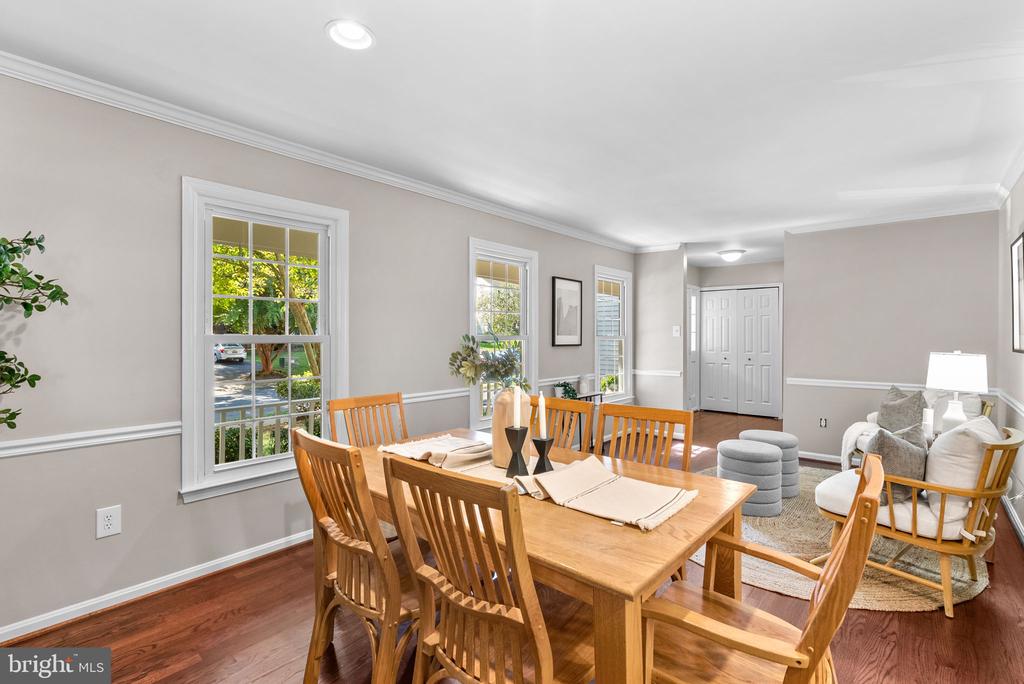 15 ALLENHURST COURT