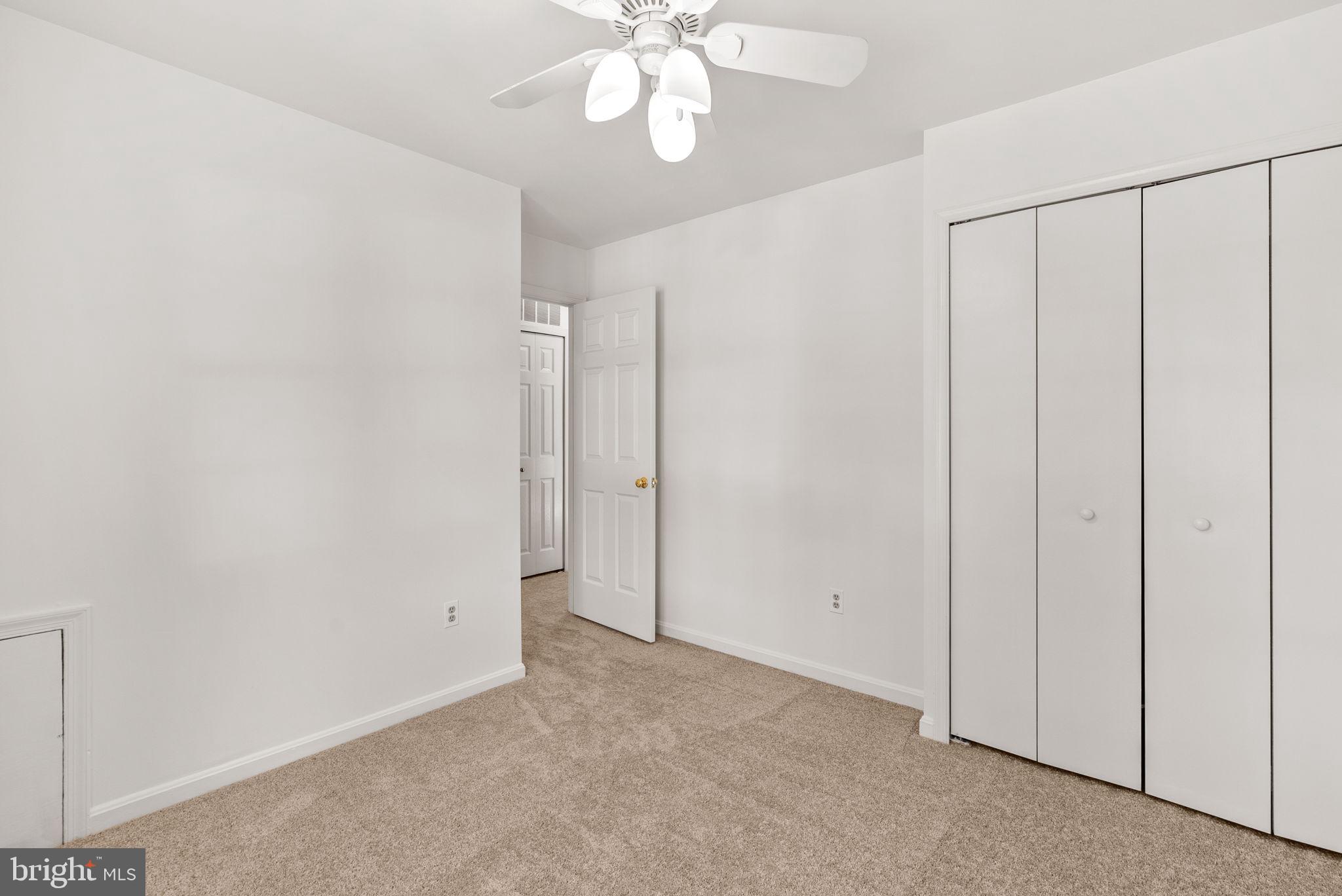 15 ALLENHURST COURT