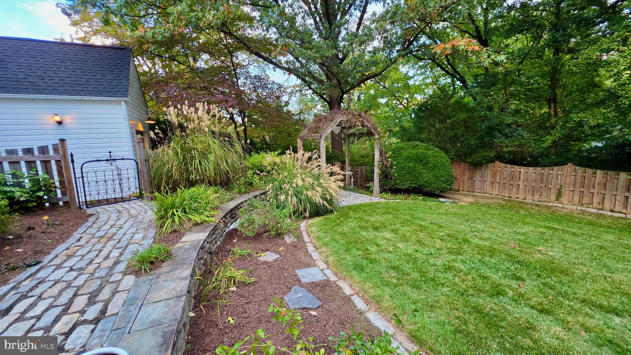 10309 RIDGEMOOR DRIVE