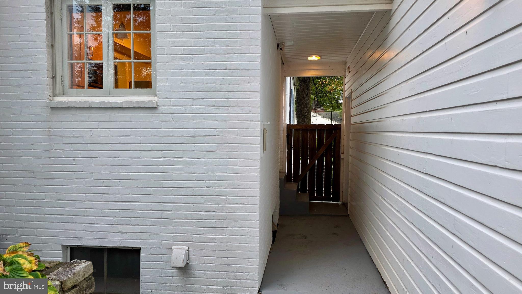 10309 RIDGEMOOR DRIVE