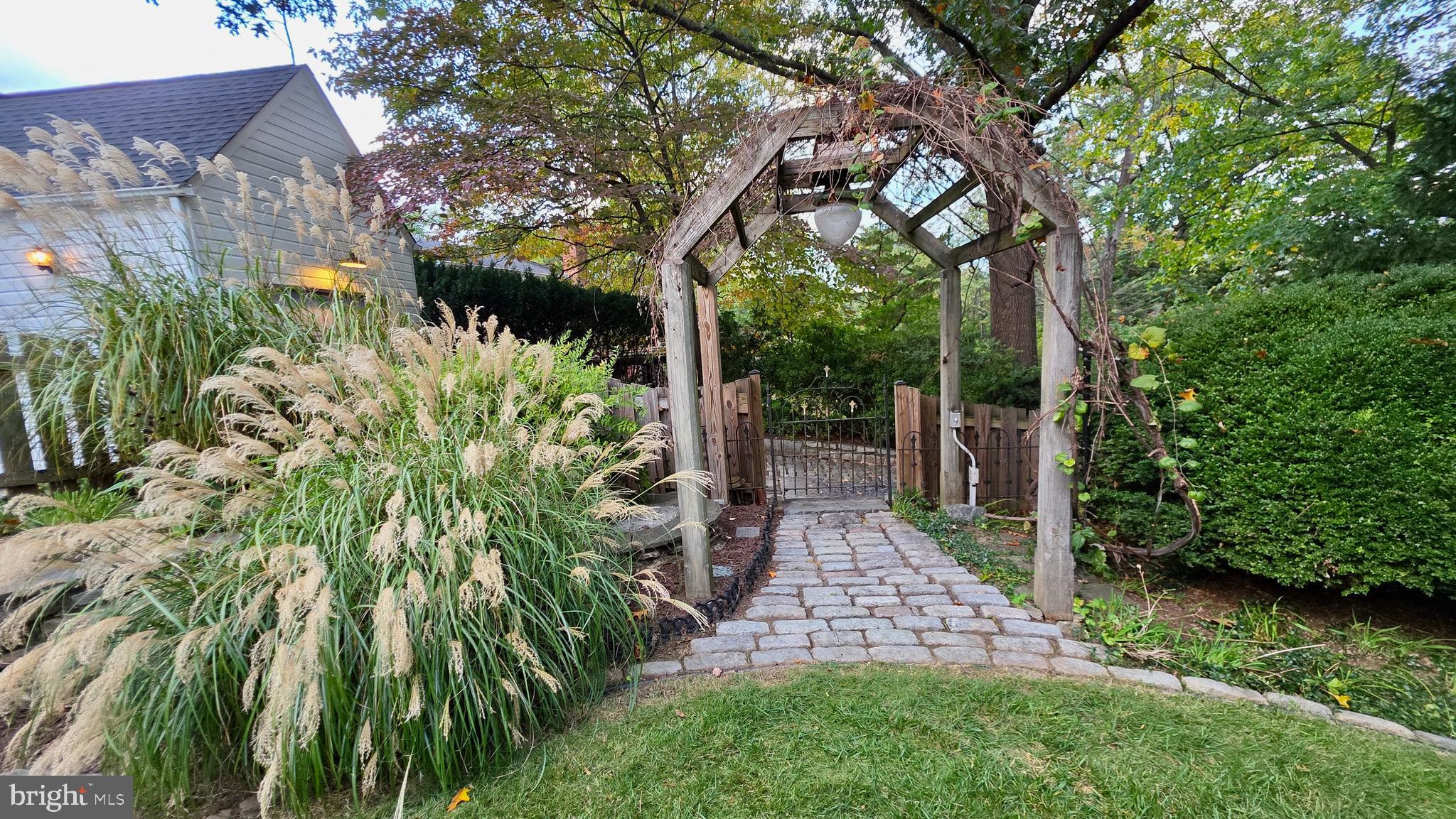 10309 RIDGEMOOR DRIVE