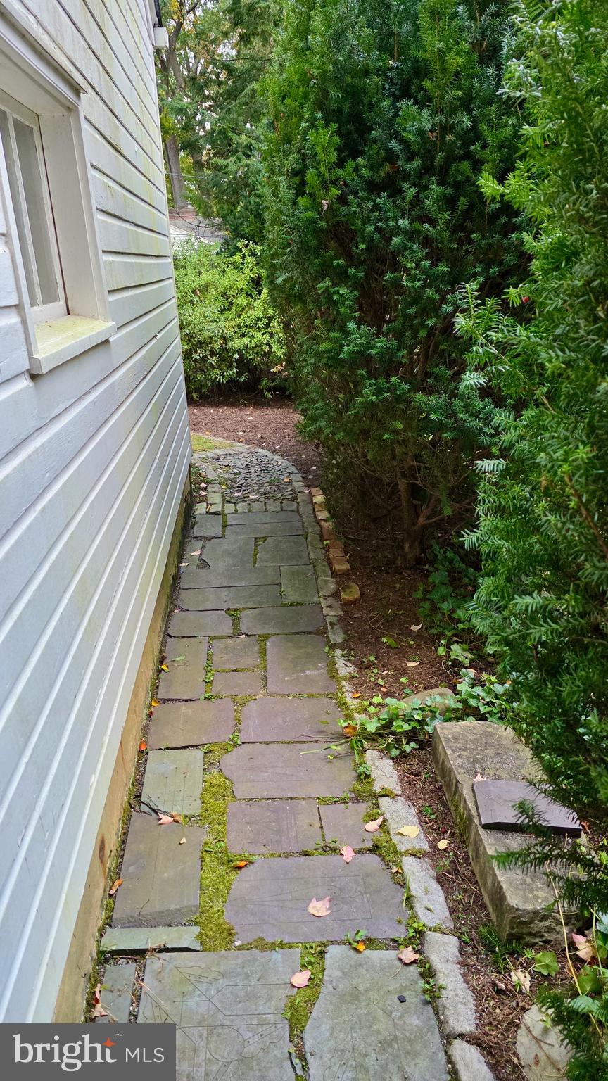 10309 RIDGEMOOR DRIVE