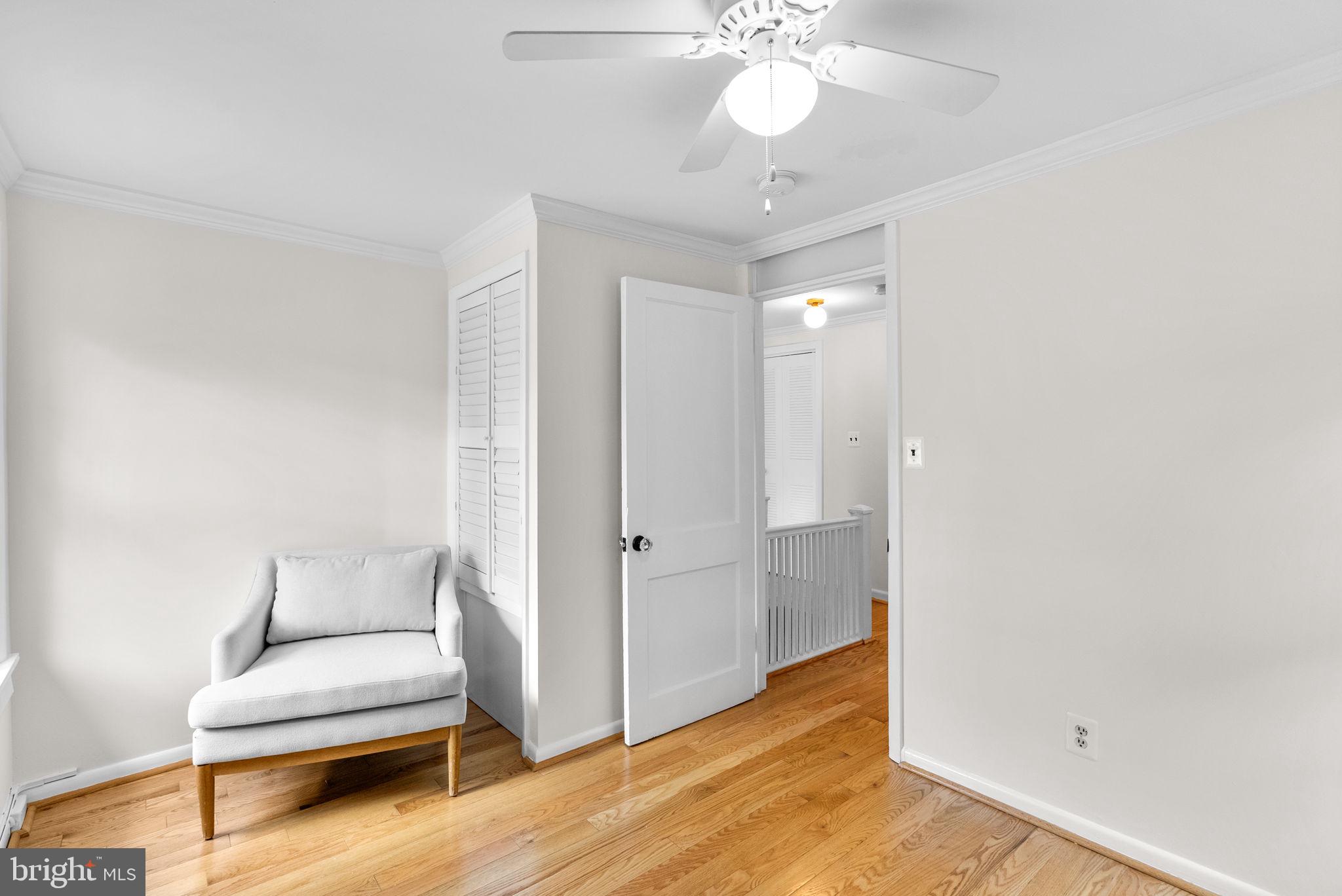 725 SILVER SPRING AVENUE