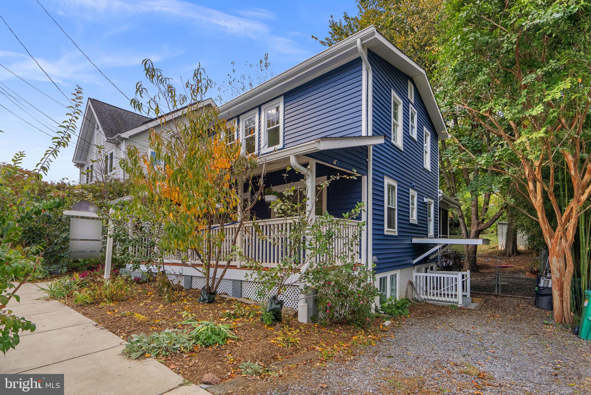 725 SILVER SPRING AVENUE