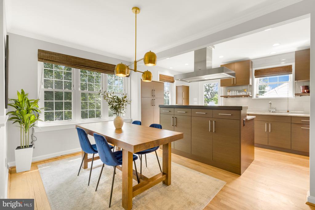 2611 ROSS ROAD