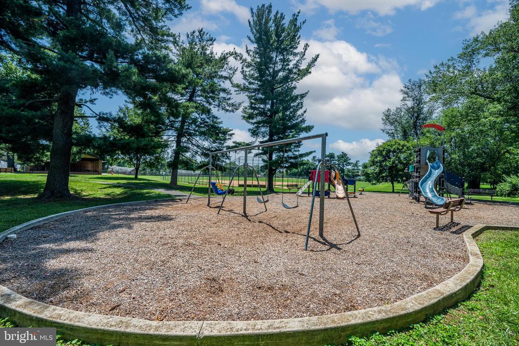 11105 SLYE COURT