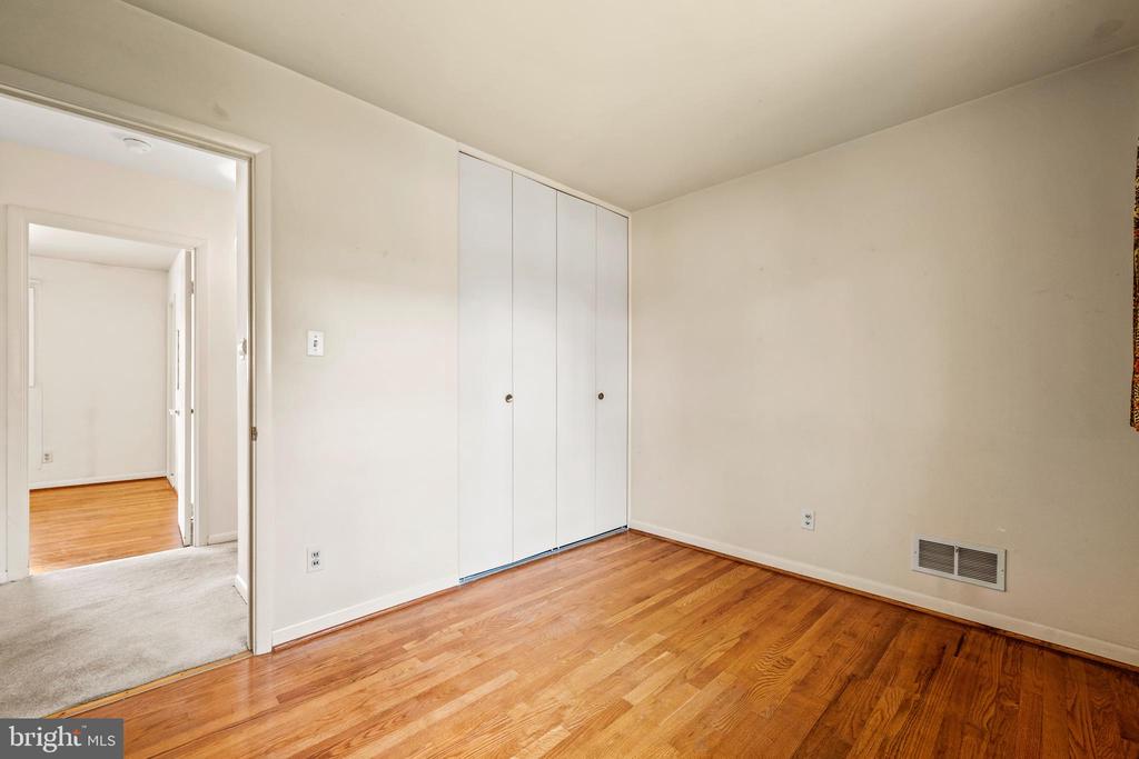 11105 SLYE COURT